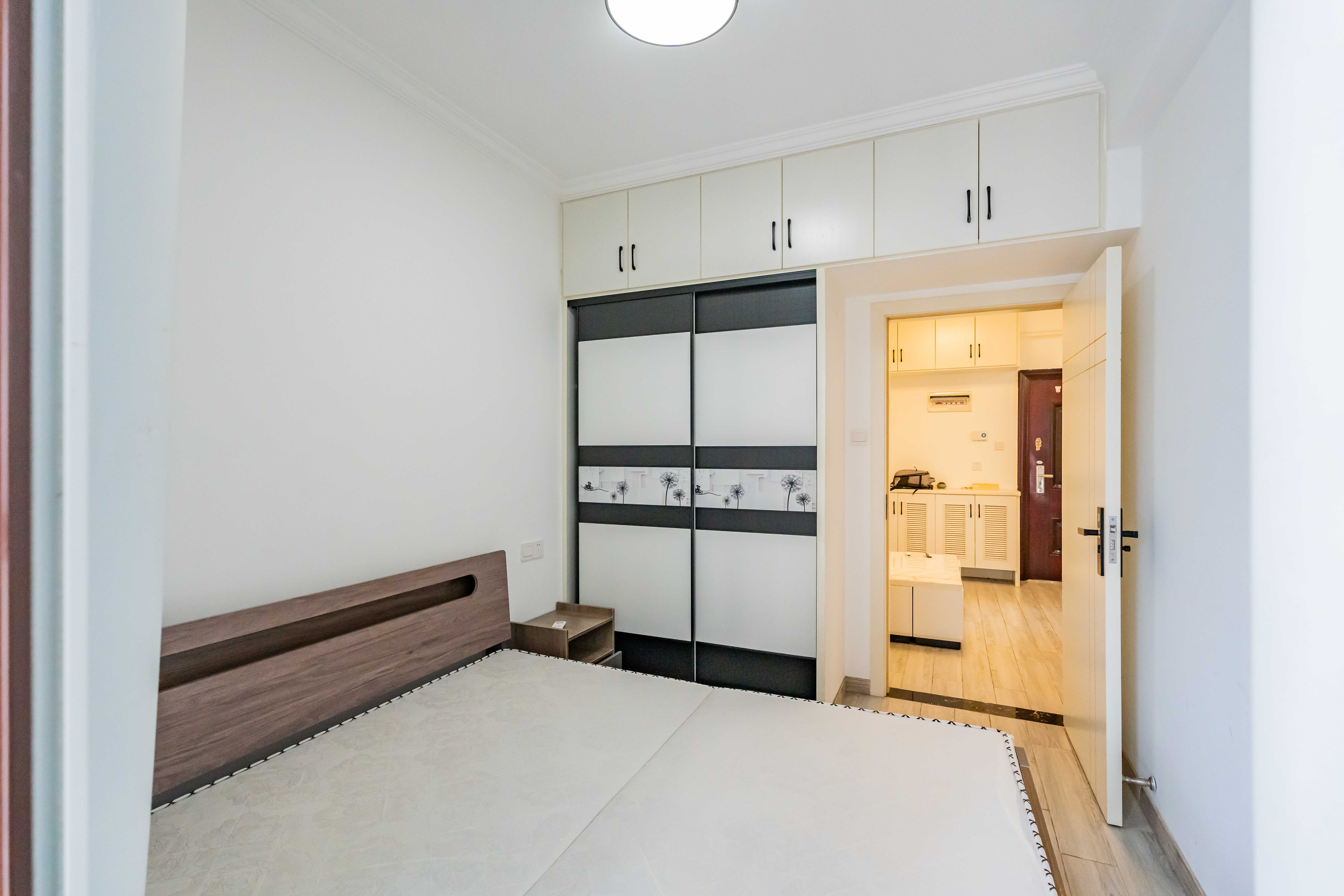 尚上美寓 2室1厅1卫 69.0万 尚上美寓 2室1厅1卫 69.0万卧室