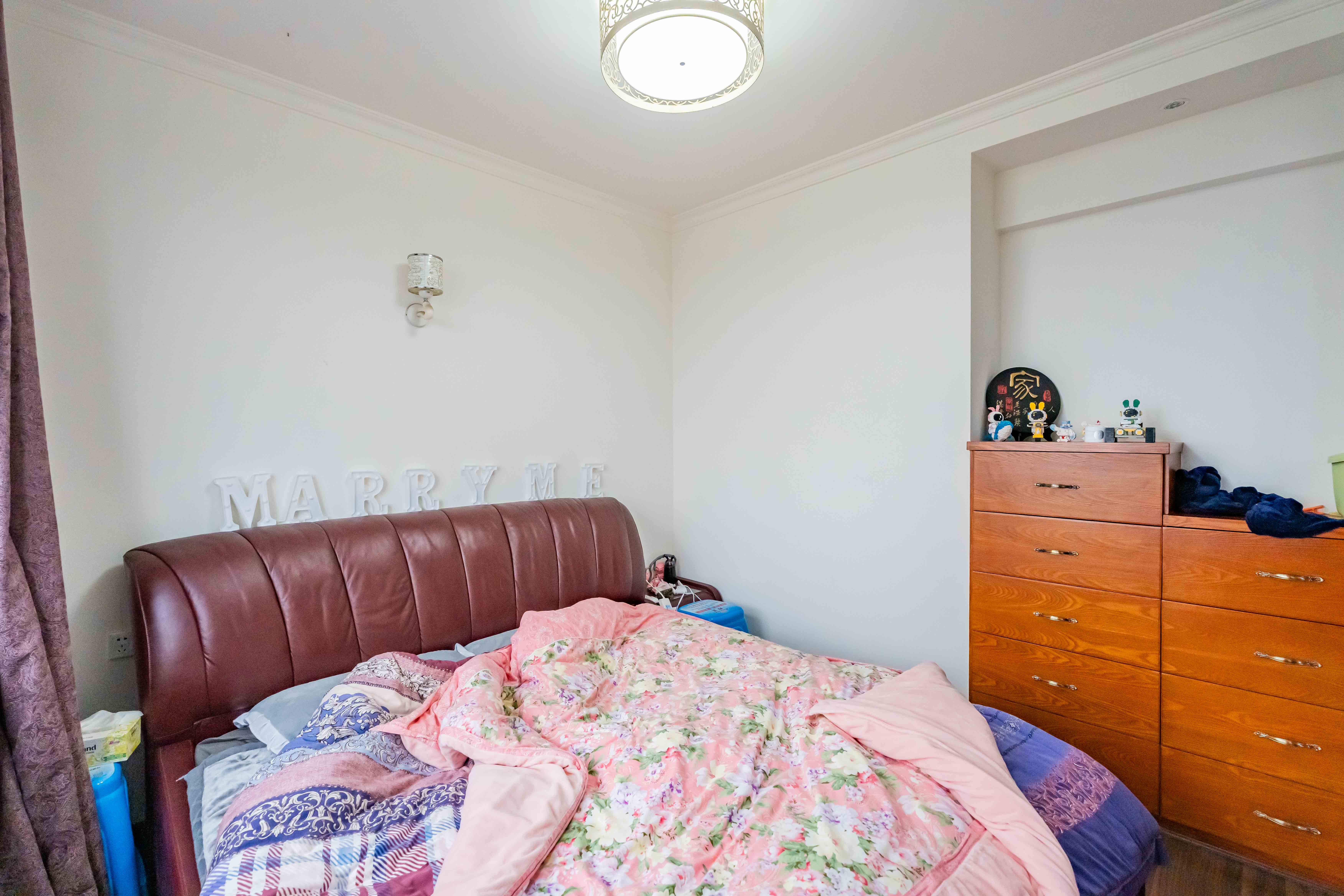 悦湖山  3室2厅1卫    76.0万 悦湖山  3室2厅1卫    76.0万卧室