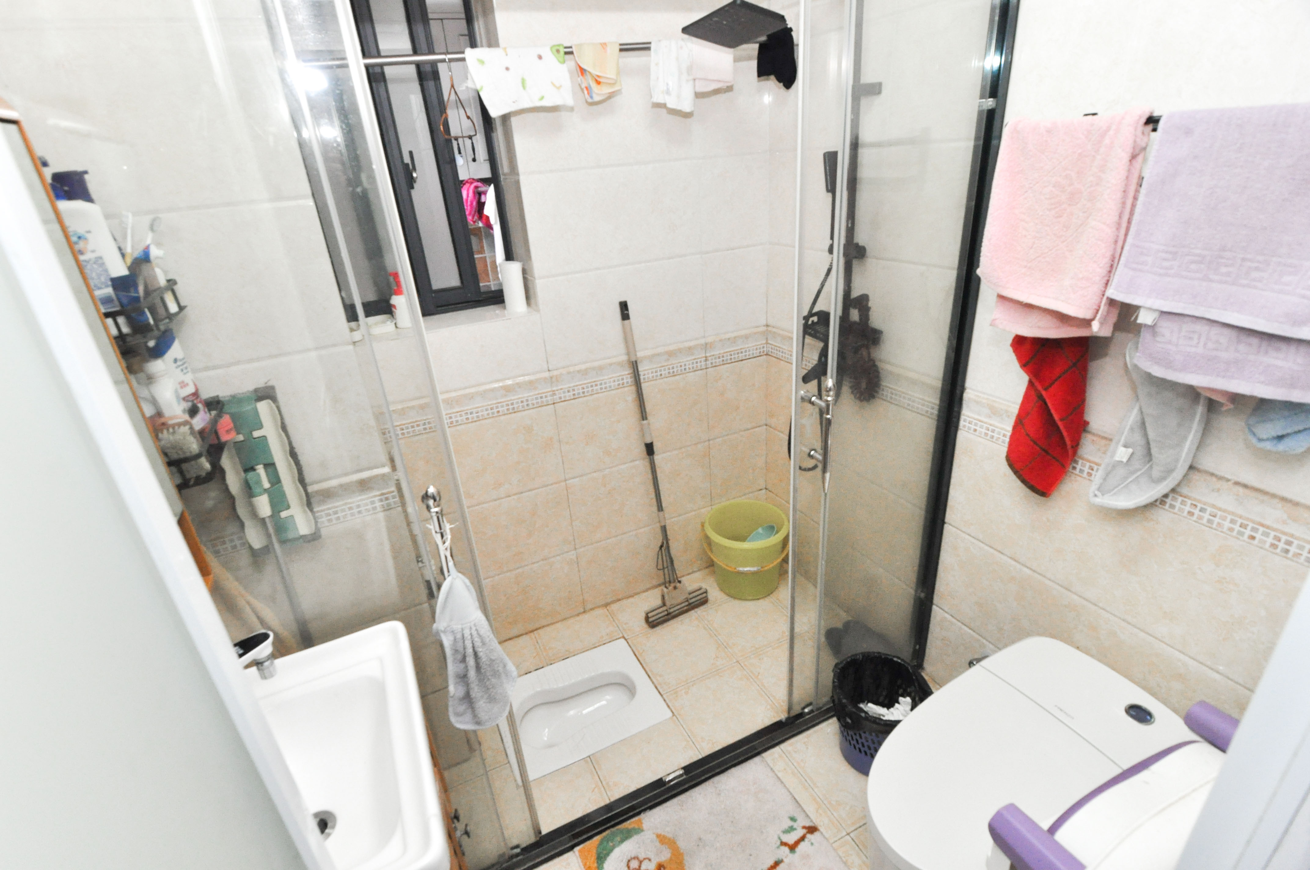 中建梅溪湖中心  3室2厅1卫   141.80万卫生间
