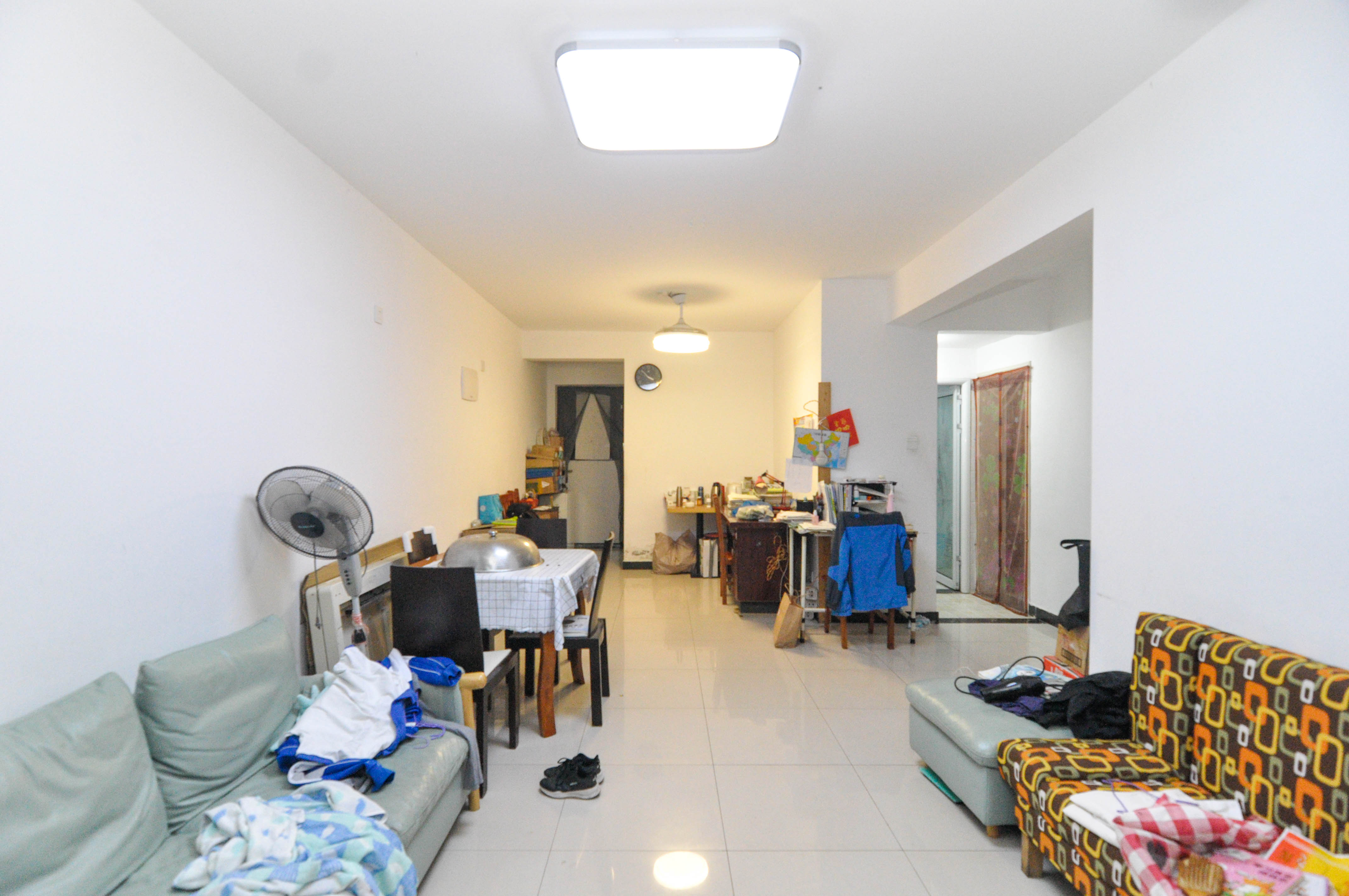 中海梅溪湖壹号 3室2厅1卫 112.00万 中海梅溪湖壹号 3室2厅1卫 112.00万客厅