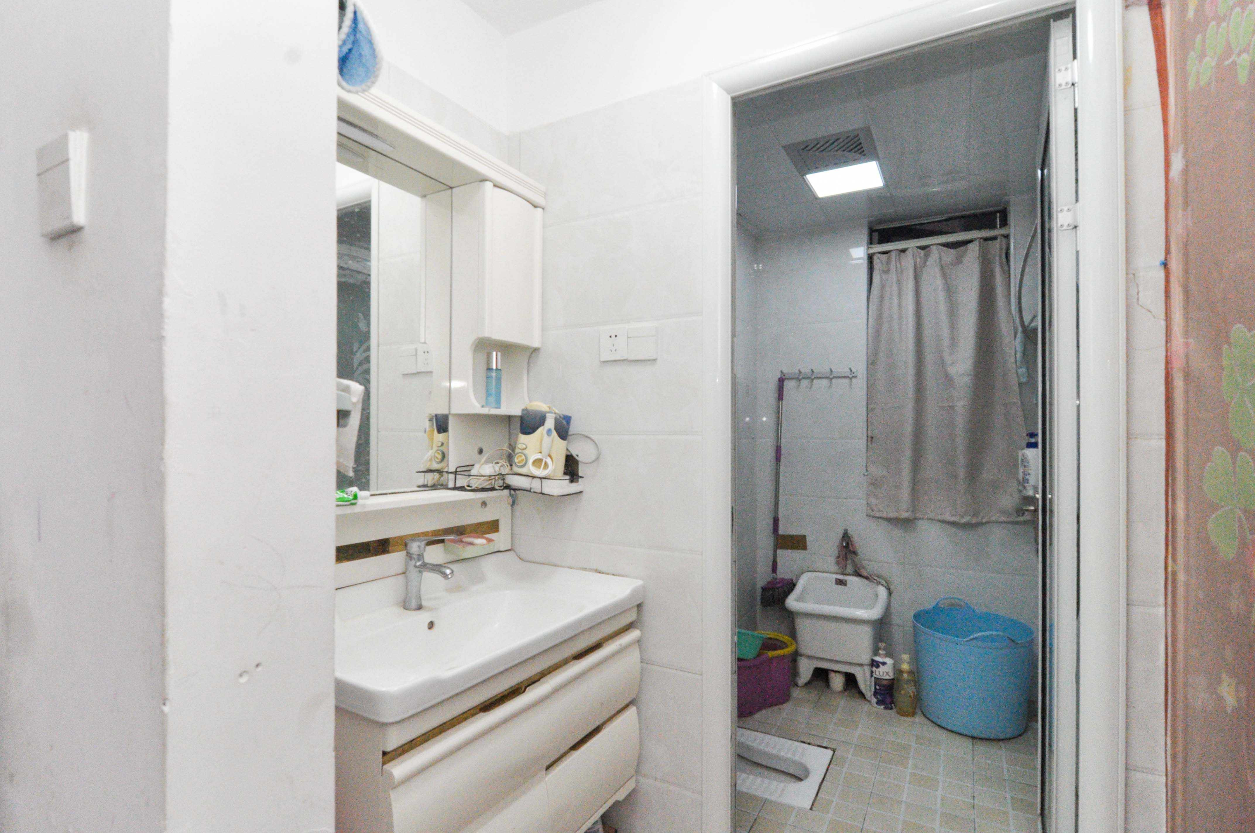 中海梅溪湖壹号 3室2厅1卫 112.00万 中海梅溪湖壹号 3室2厅1卫 112.00万其他