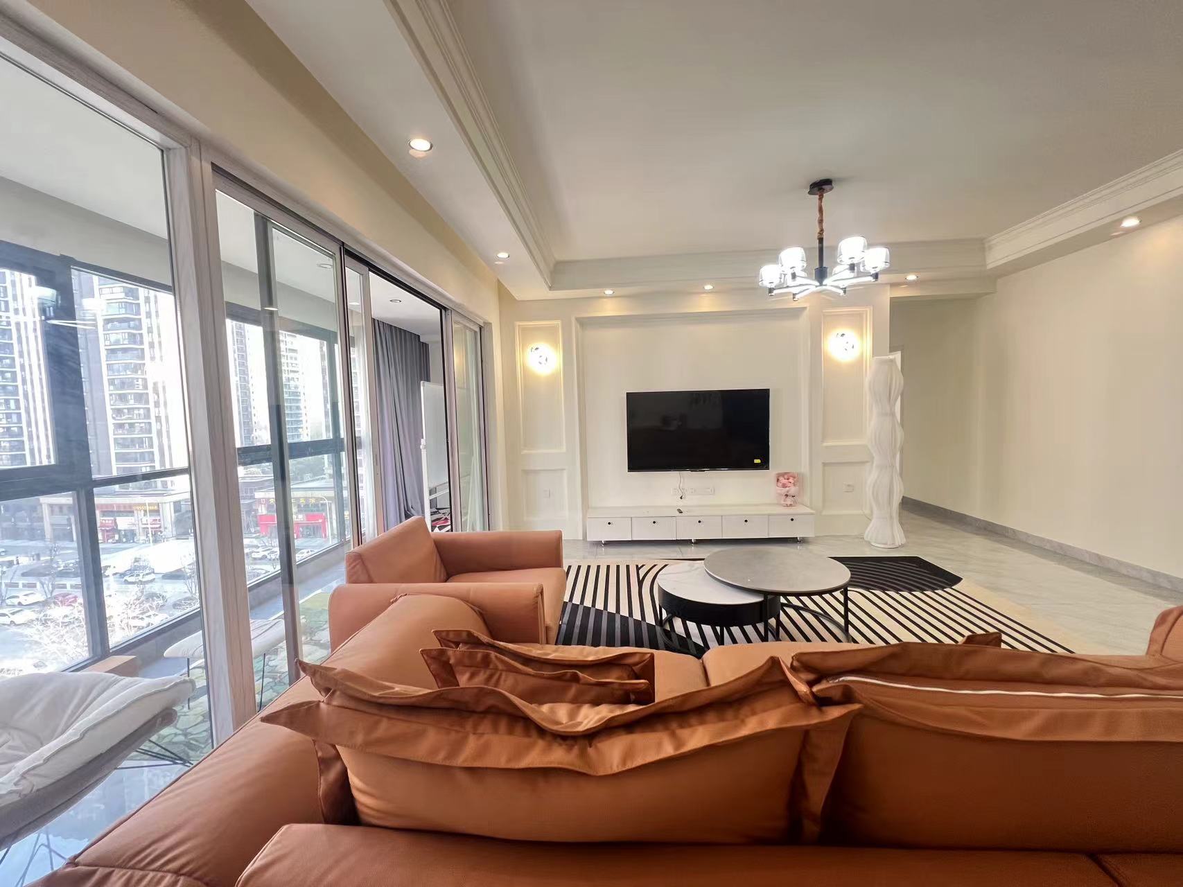 融创九樾府 4室0厅0卫 4800.00元/月 融创九樾府 4室0厅0卫 4800.00元/月户型图