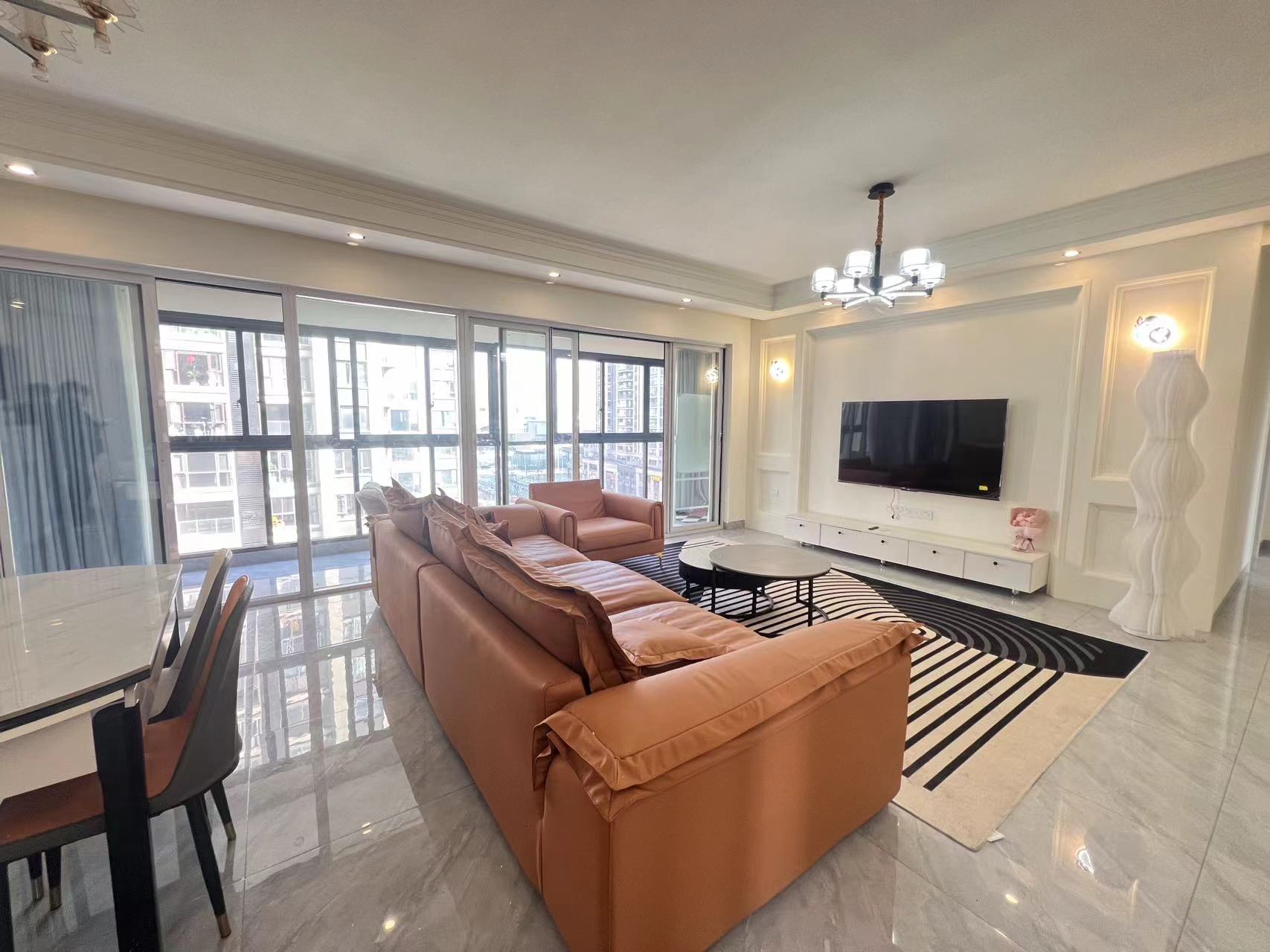 融创九樾府 4室0厅0卫 4800.00元/月 融创九樾府 4室0厅0卫 4800.00元/月室内图