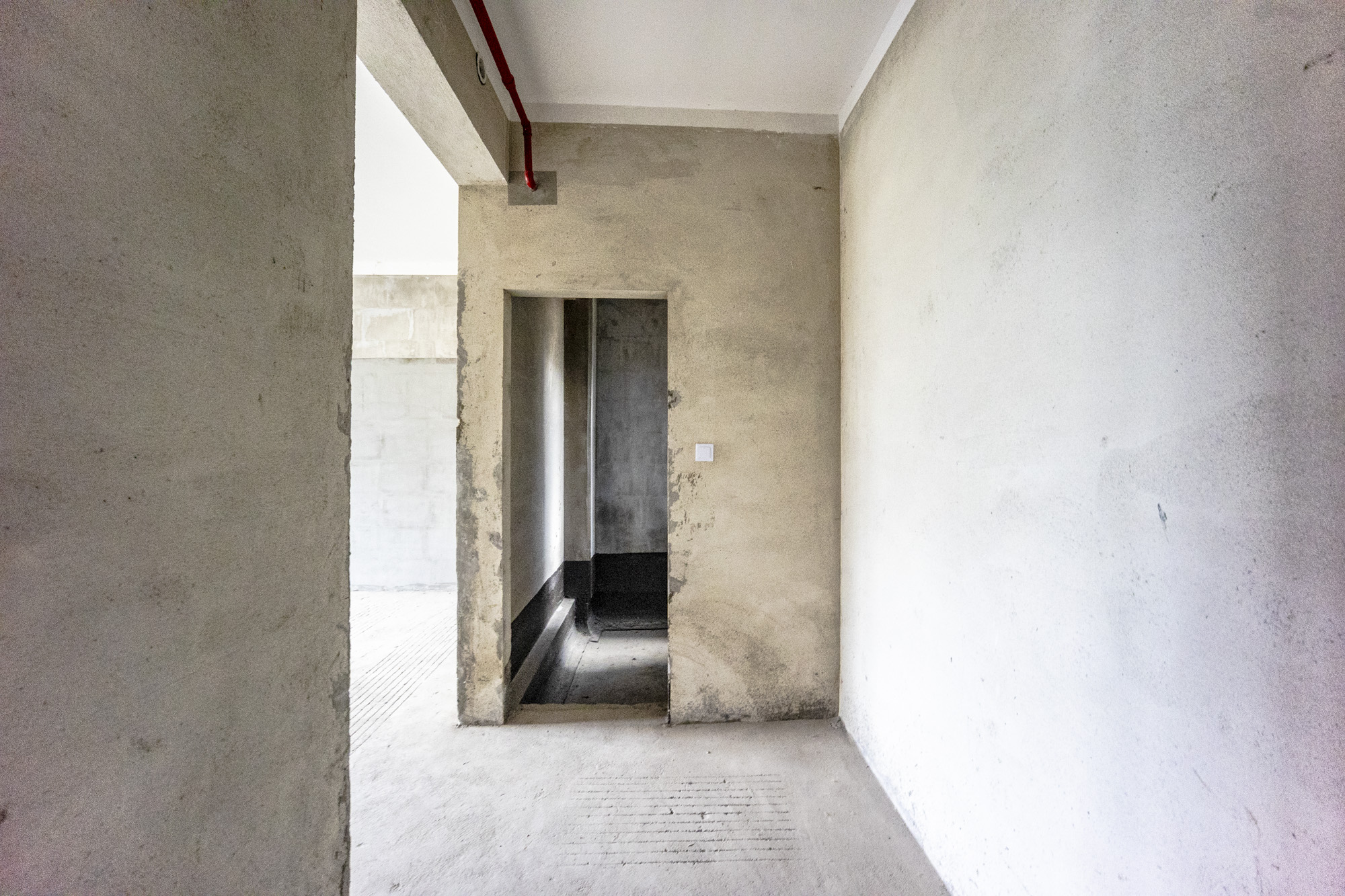 中建江山壹号  5室2厅3卫   550.00万其他