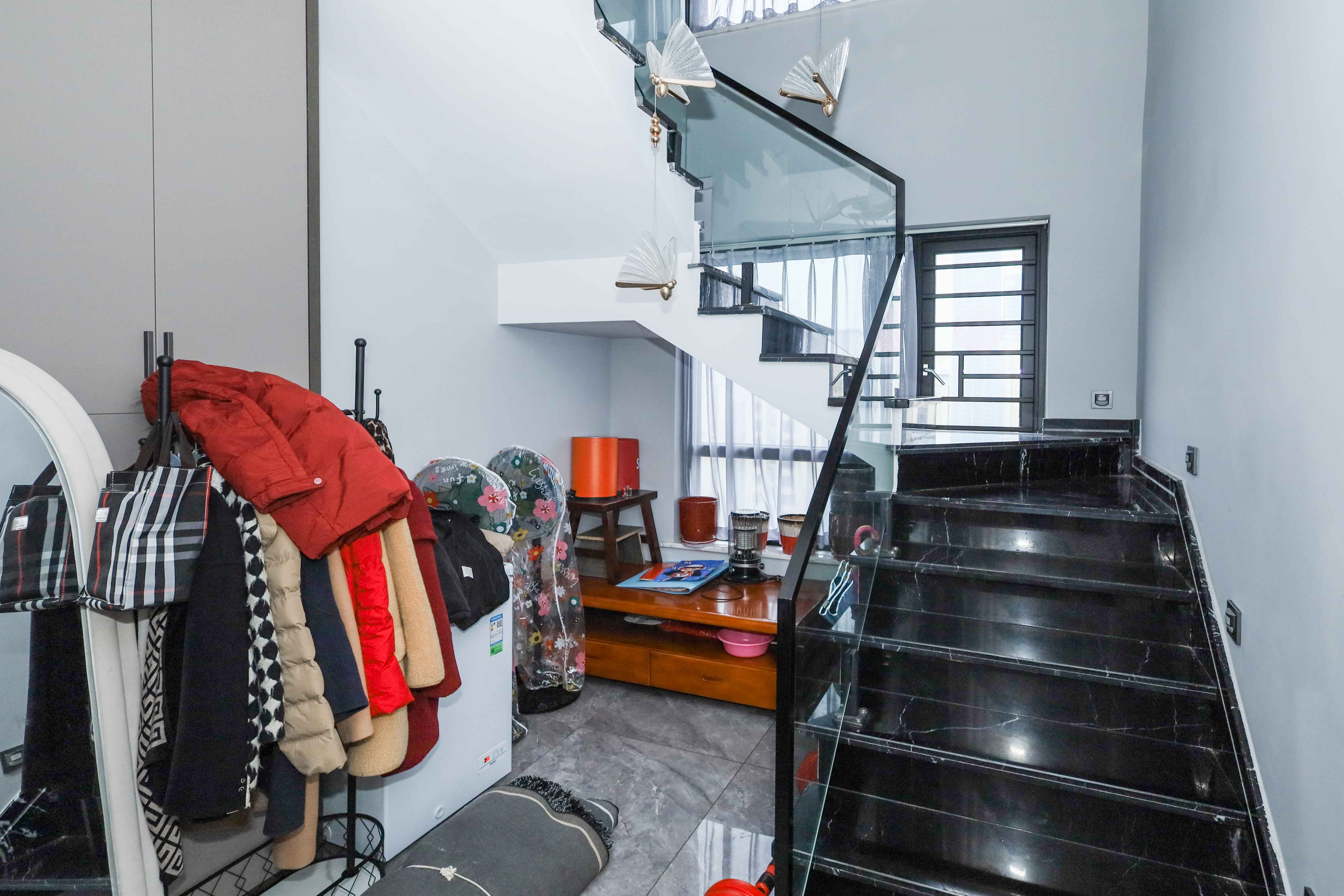 惠天然梅岭国际 5室2厅3卫 380.0万 惠天然梅岭国际 5室2厅3卫 380.0万其他