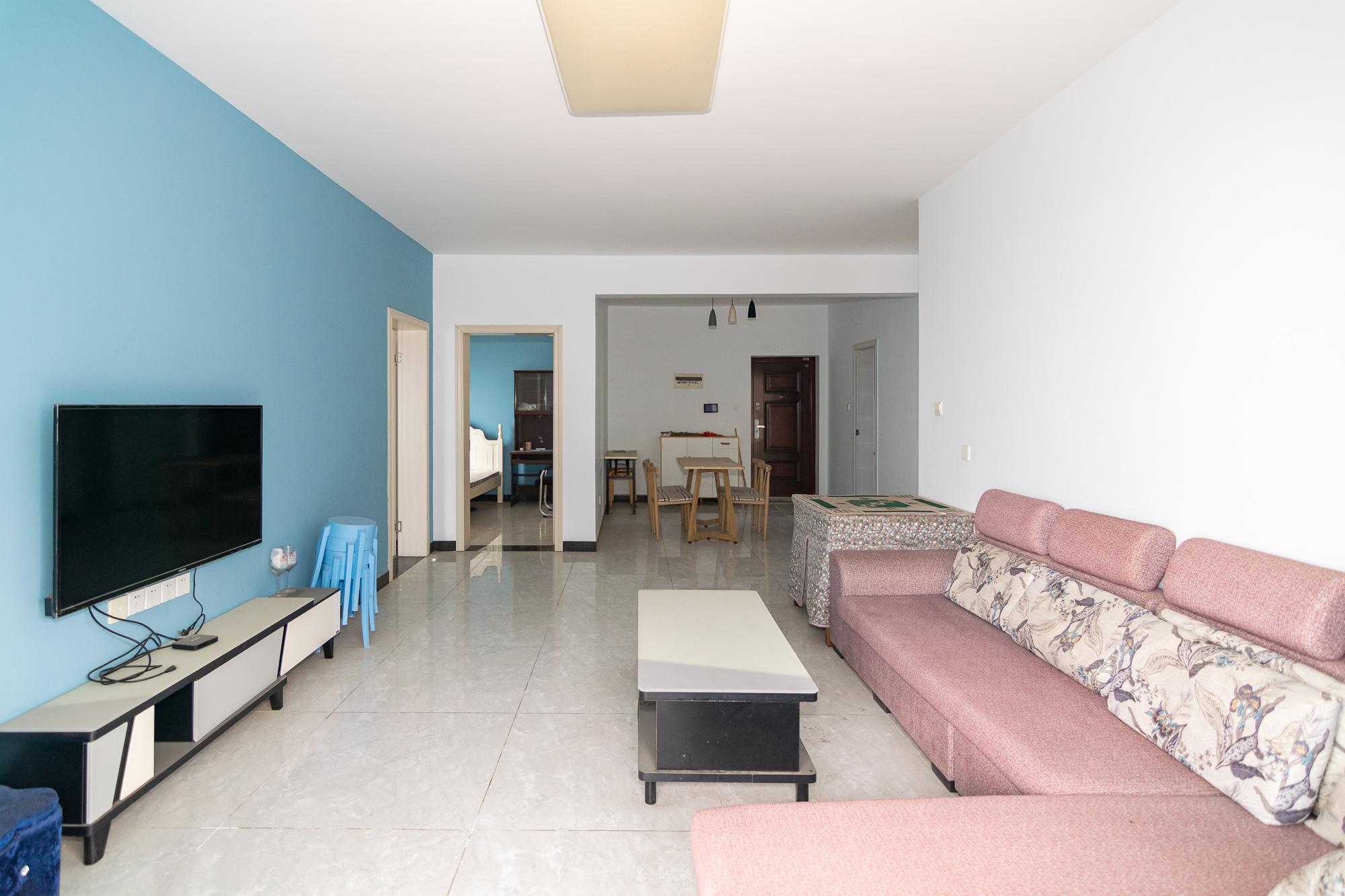 润和长郡(润和紫郡二三期) 4室2厅2卫 99.0万 润和长郡(润和紫郡二三期) 4室2厅2卫 99.0万客厅