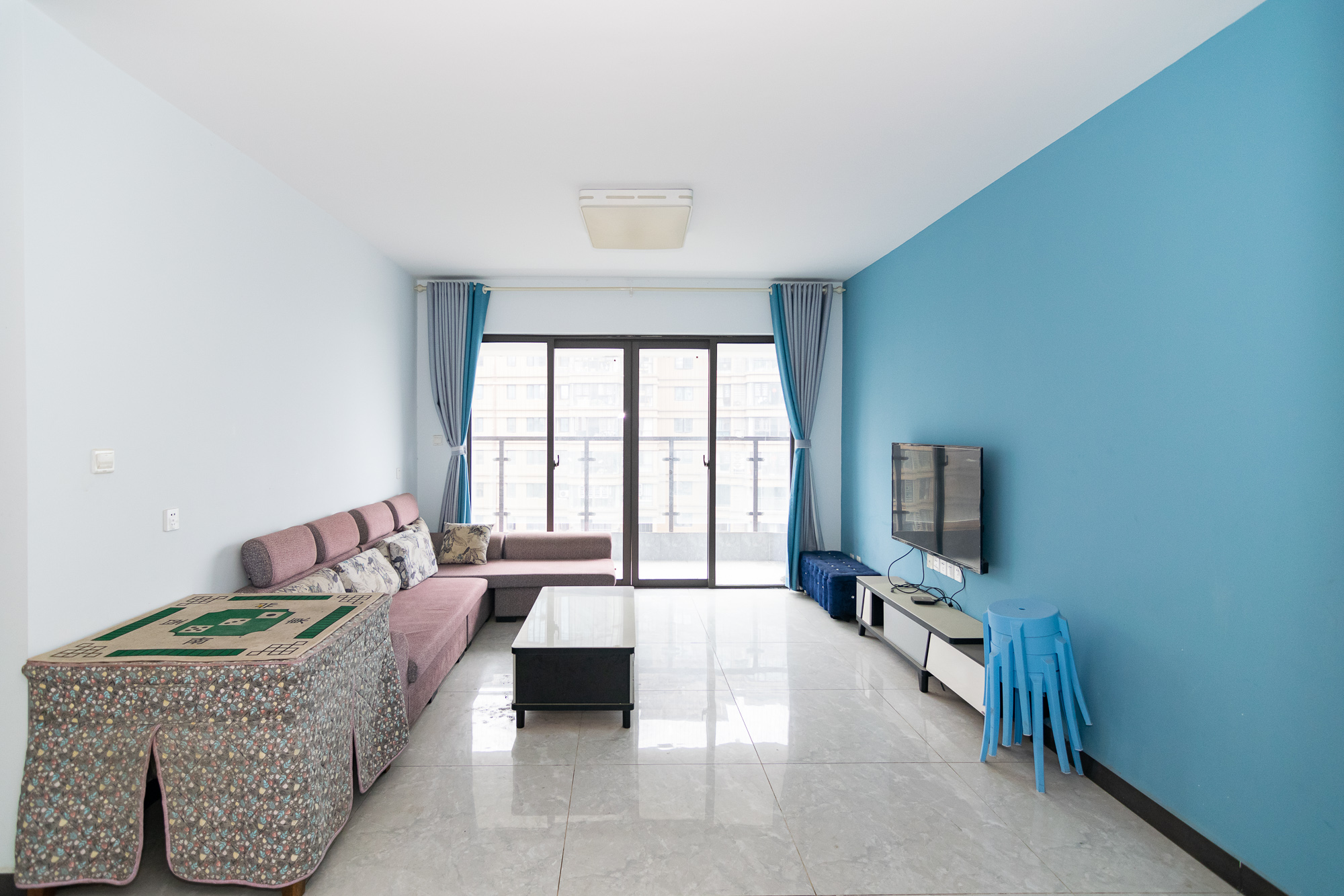 润和长郡(润和紫郡二三期) 4室2厅2卫 99.0万 润和长郡(润和紫郡二三期) 4室2厅2卫 99.0万客厅