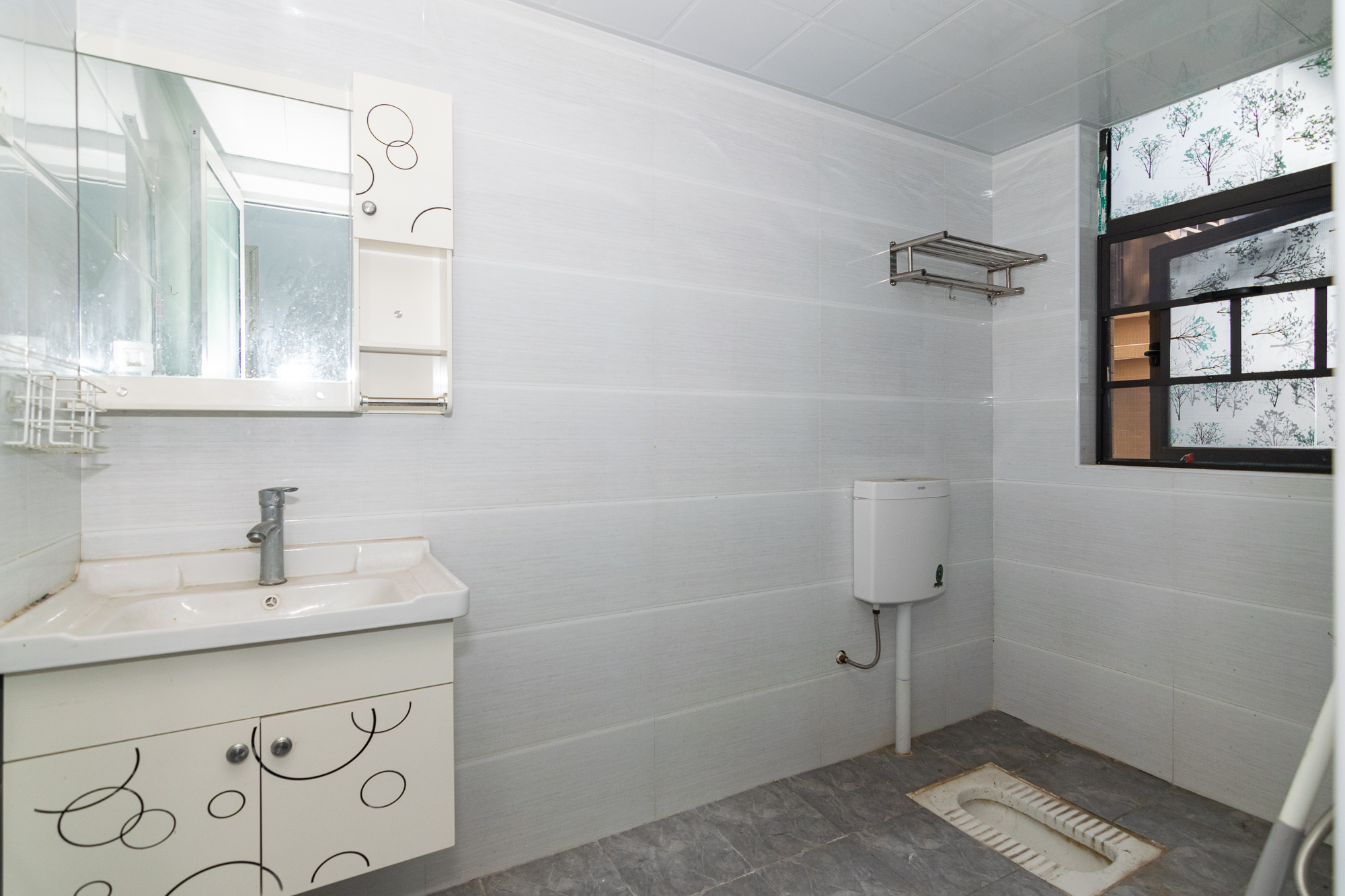 润和长郡(润和紫郡二三期) 4室2厅2卫 99.0万 润和长郡(润和紫郡二三期) 4室2厅2卫 99.0万卫生间