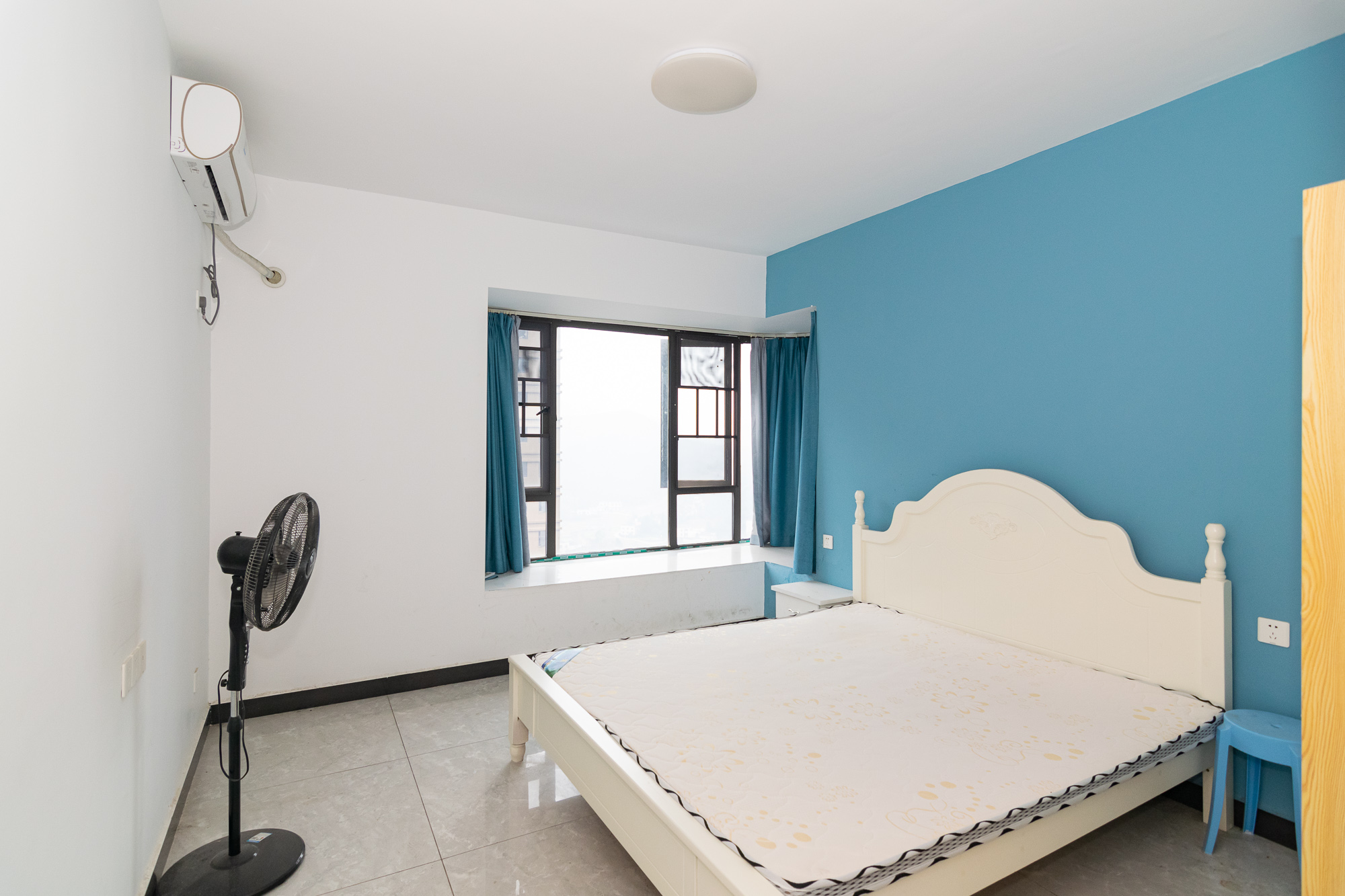 润和长郡(润和紫郡二三期) 4室2厅2卫 99.0万 润和长郡(润和紫郡二三期) 4室2厅2卫 99.0万卧室