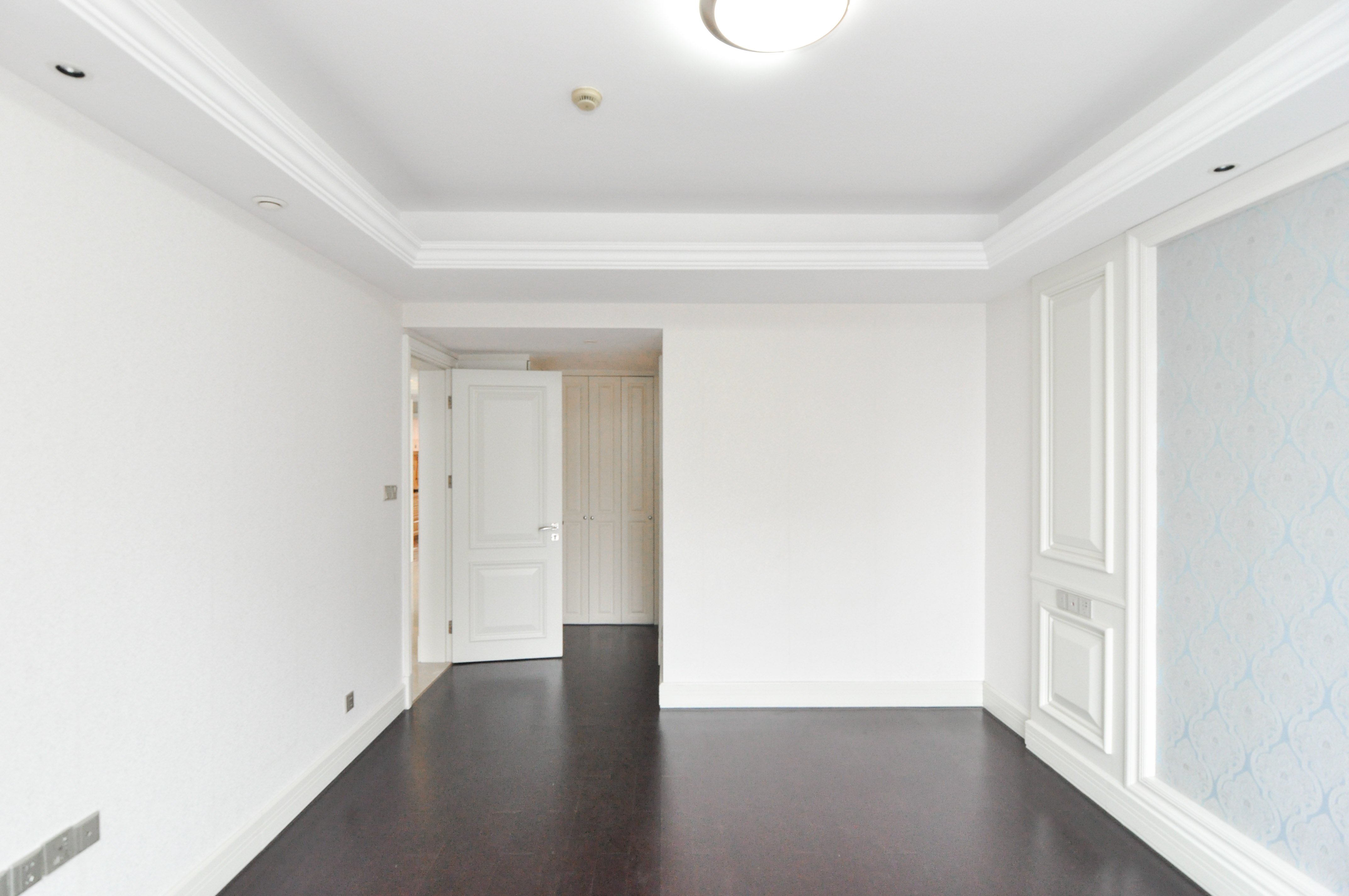 梅溪湖金茂府（金茂广场）（金茂览秀城）  3室2厅2卫    323.0万卧室