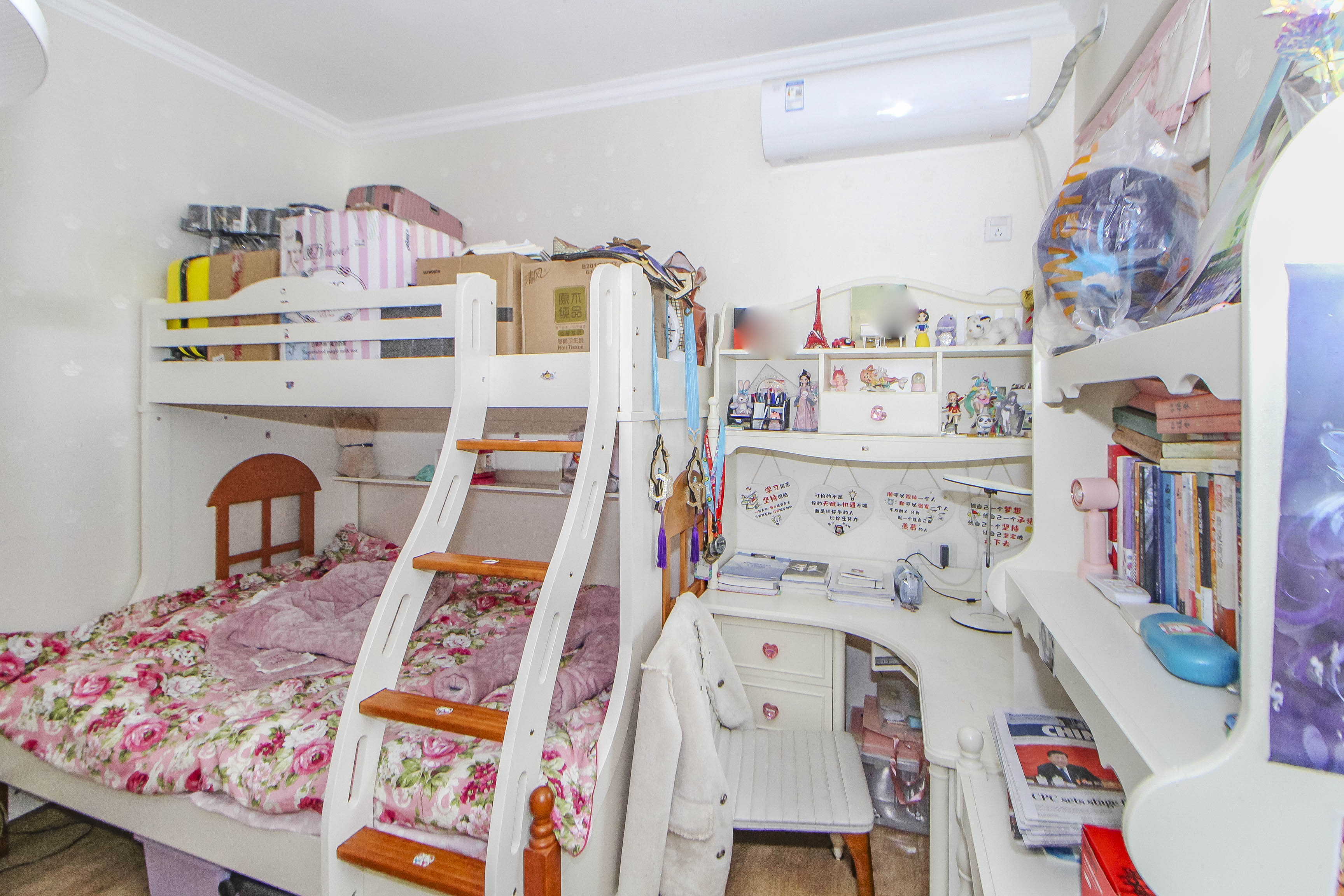 江山帝景哈佛 2室2厅1卫 78.0万 江山帝景哈佛 2室2厅1卫 78.0万卧室