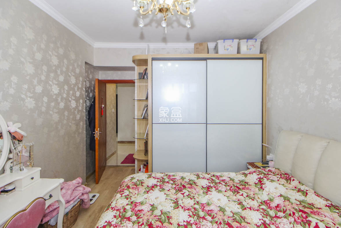 江山帝景哈佛 2室2厅1卫 78.0万 江山帝景哈佛 2室2厅1卫 78.0万卧室