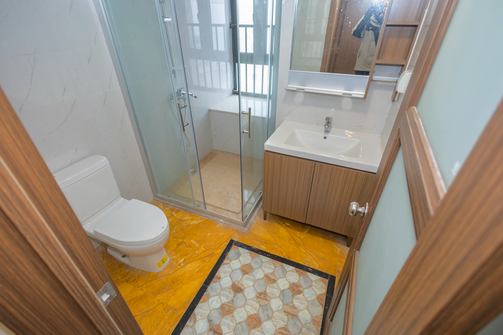 碧桂园威尼斯城 3室2厅2卫 108.98万 碧桂园威尼斯城 3室2厅2卫 108.98万卫生间