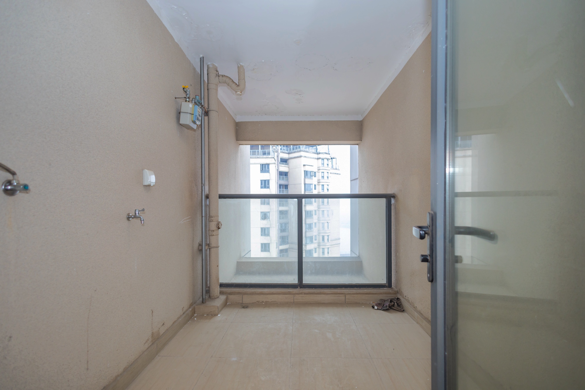 碧桂园威尼斯城 3室2厅2卫 108.98万 碧桂园威尼斯城 3室2厅2卫 108.98万阳台