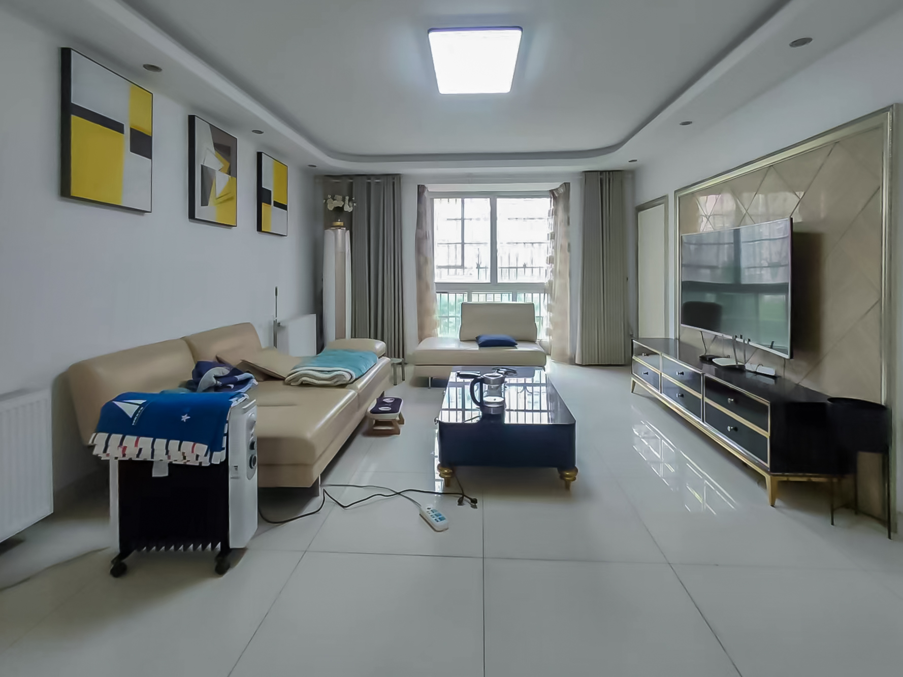 筑梦园 4室2厅1卫 91.0万 筑梦园 4室2厅1卫 91.0万客厅