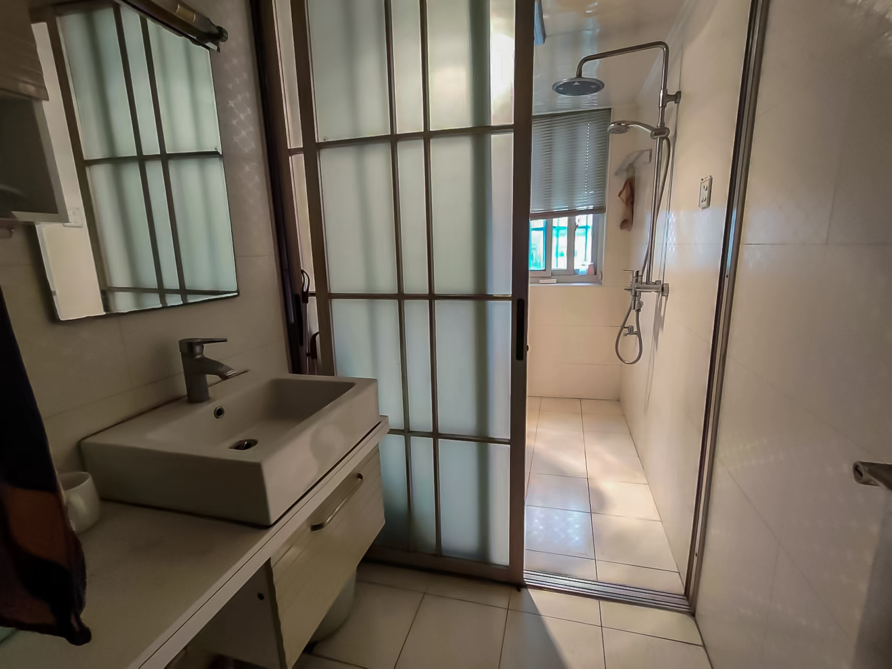 筑梦园 4室2厅1卫 91.0万 筑梦园 4室2厅1卫 91.0万卫生间