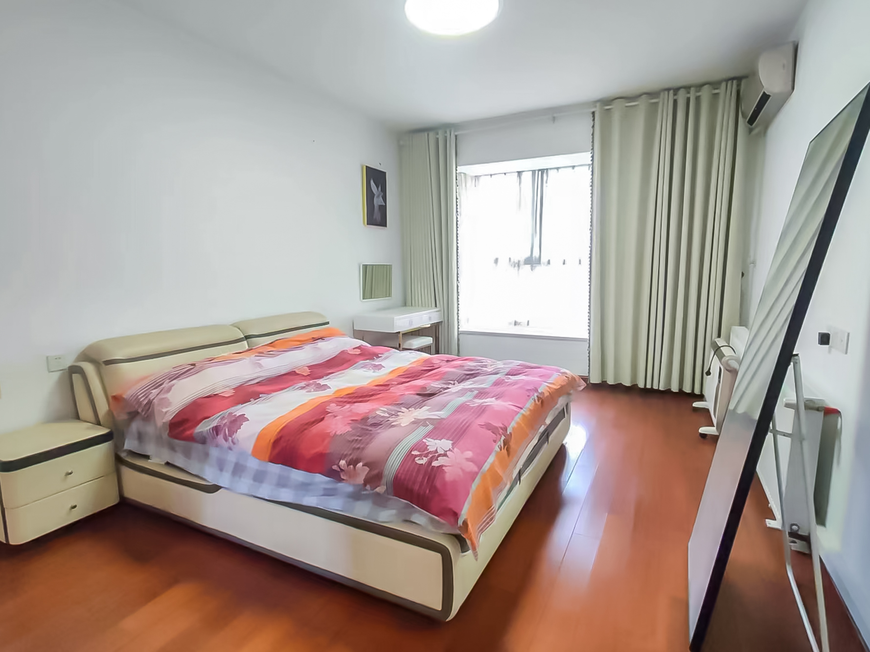 筑梦园 4室2厅1卫 91.0万 筑梦园 4室2厅1卫 91.0万卧室