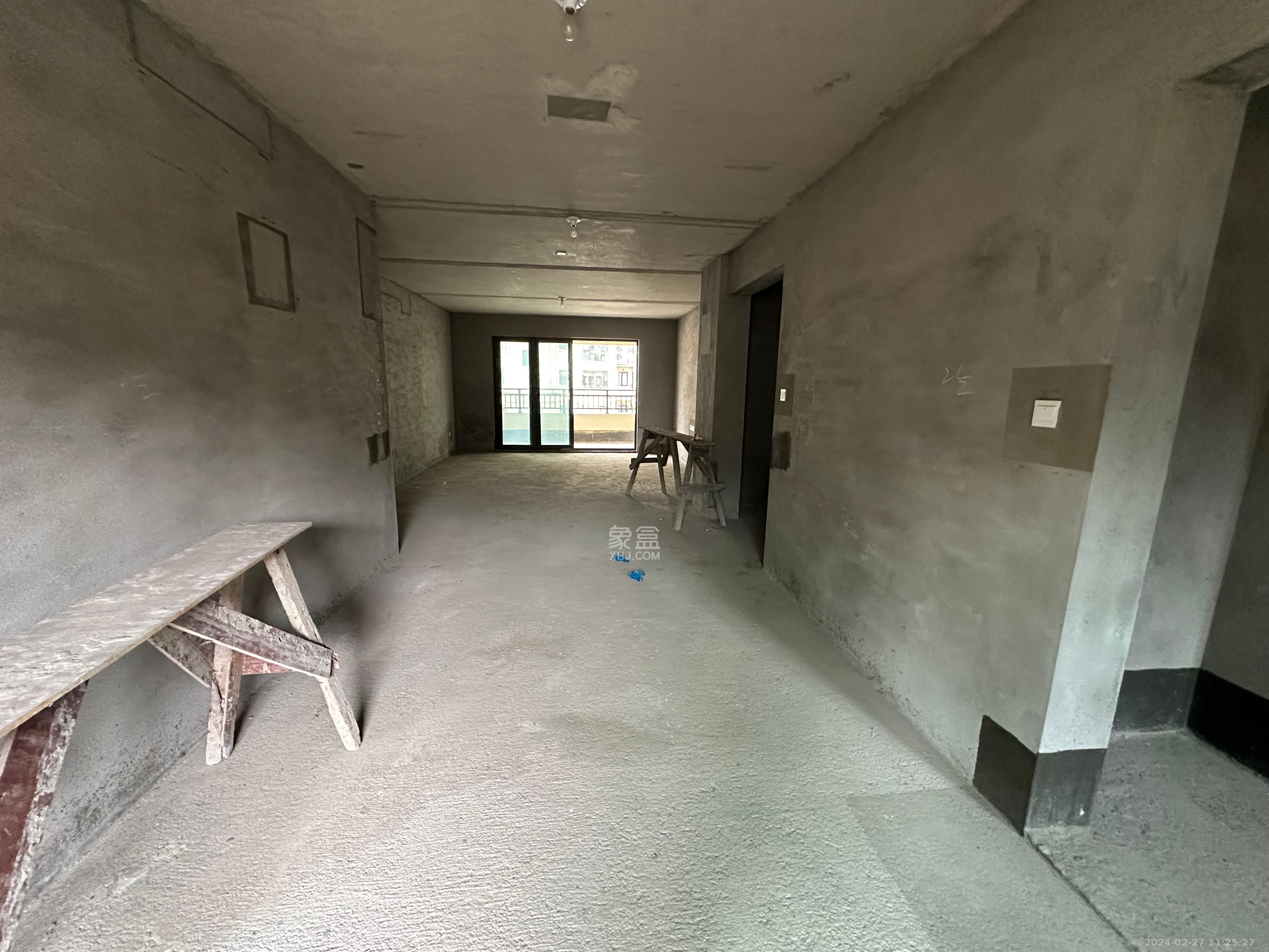 长沙美的梧桐庄园  4室2厅3卫   2500.00元/月室内图1