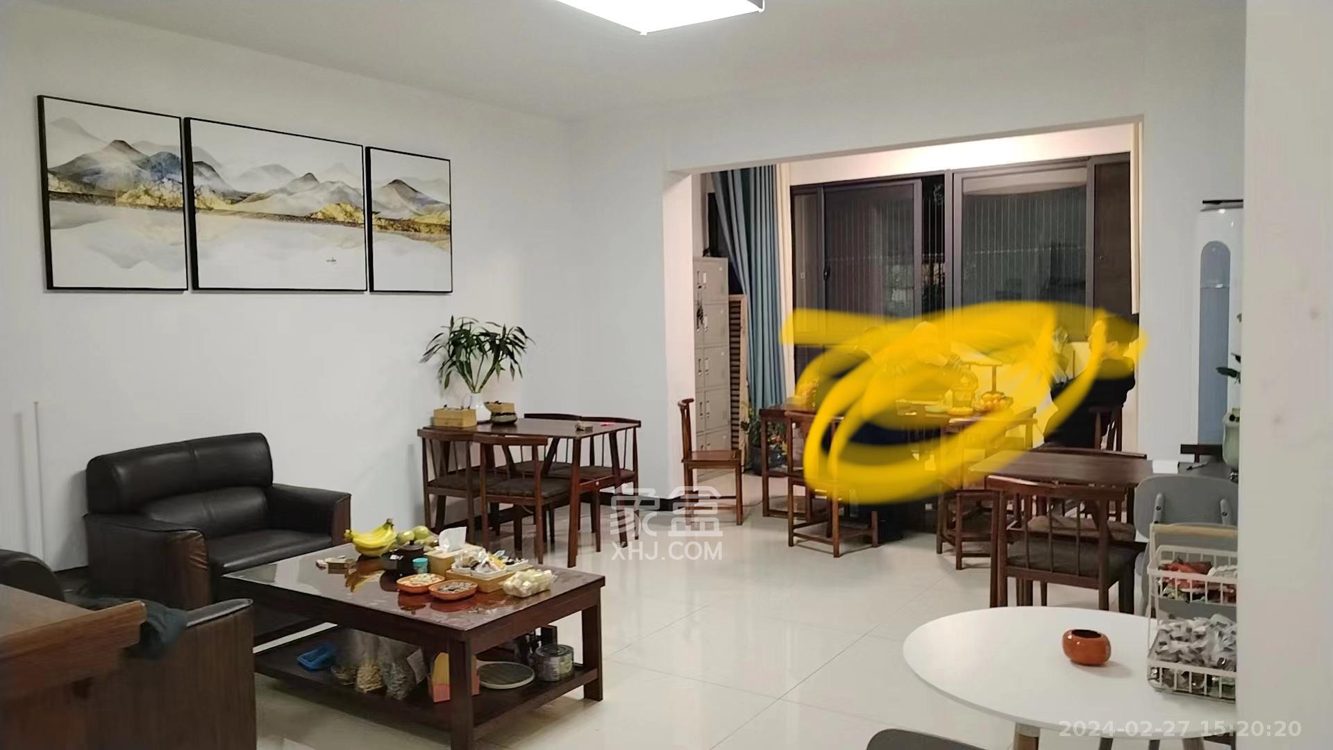 96301部队小区  4室2厅2卫   3000.00元/月室内图1
