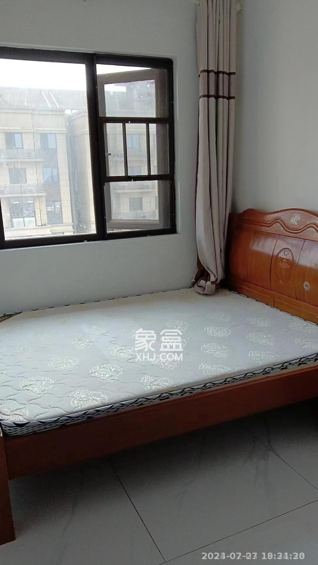 保利东郡  3室2厅2卫   1500.00元/月室内图
