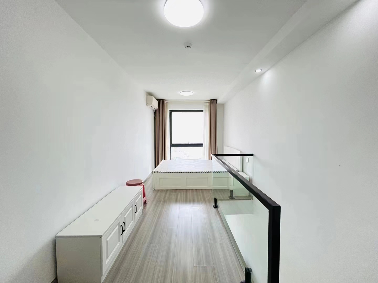 阳光城启航中心  1室1厅1卫   2300.00元/月室内图