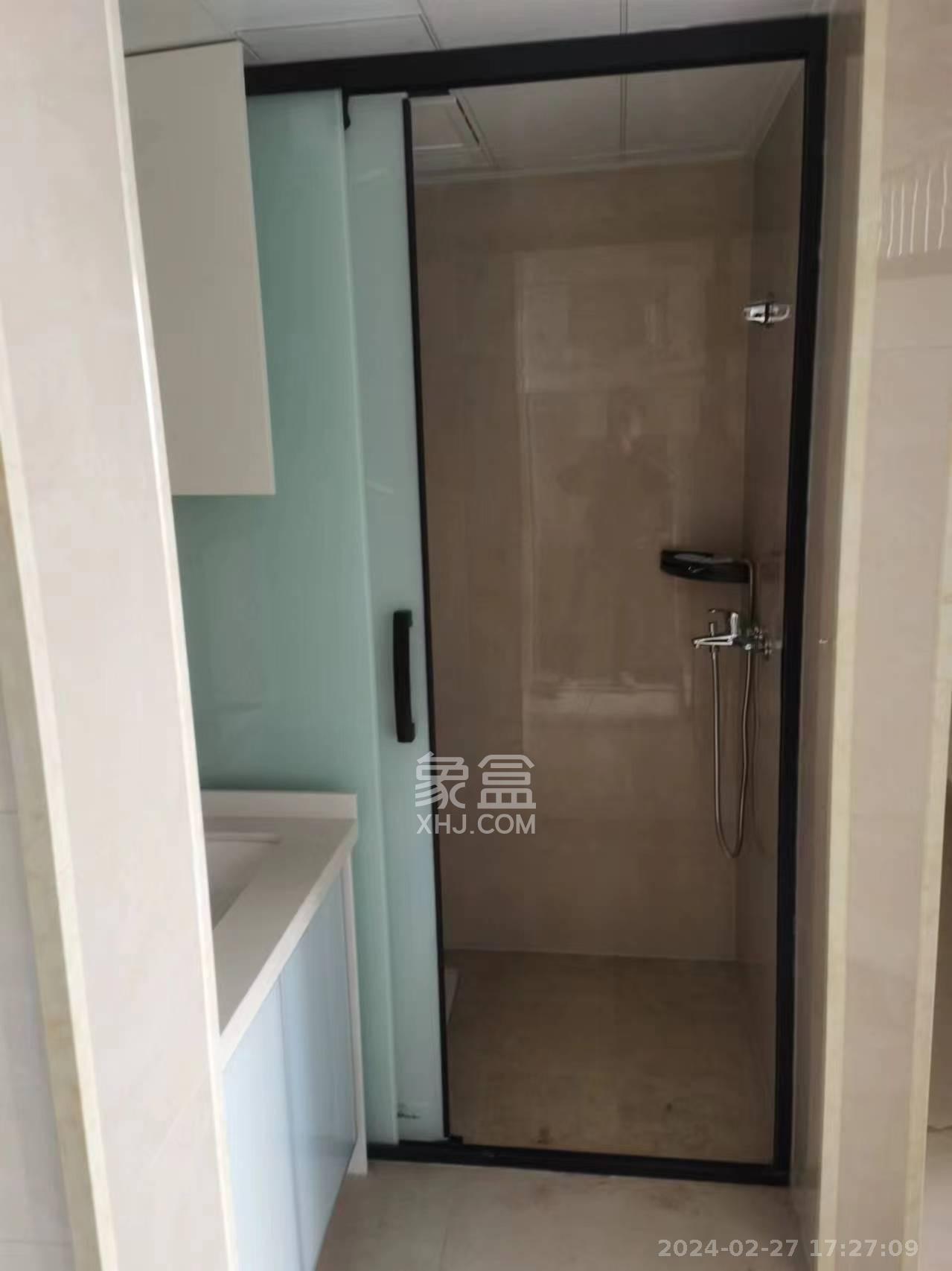 坪山家园  2室2厅1卫   1200.00元/月室内图1