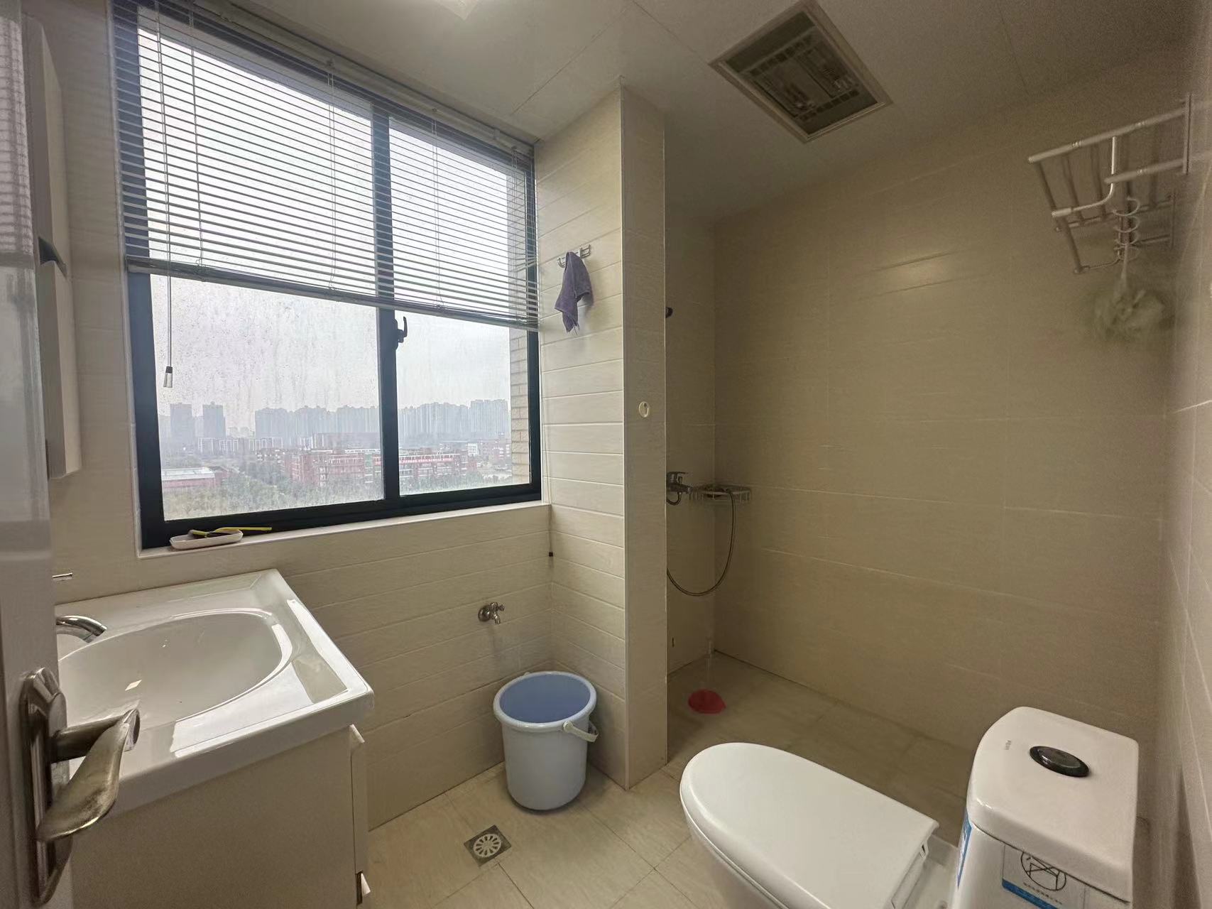 龙腾国际 1室1厅1卫 38.0万 龙腾国际 1室1厅1卫 38.0万室内图