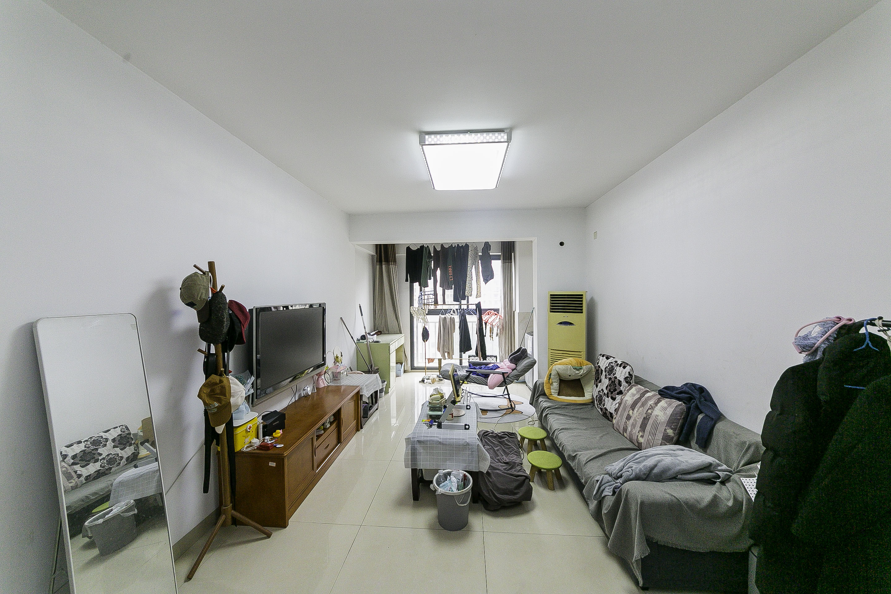 鑫远御文台一期  2室1厅1卫   70.00万客厅