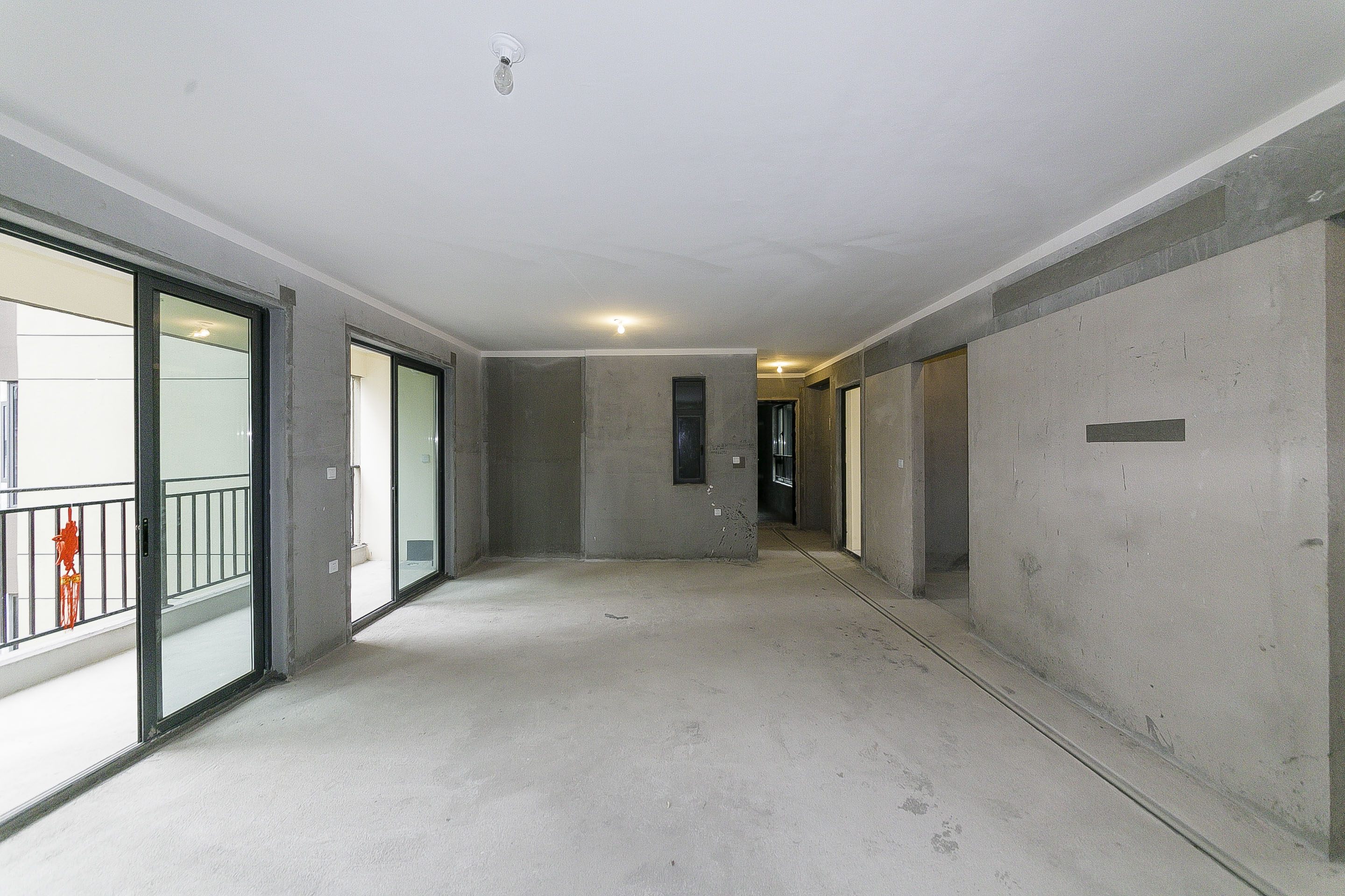 中建鈺和城  4室2廳2衛(wèi)    192.8萬(wàn)客廳