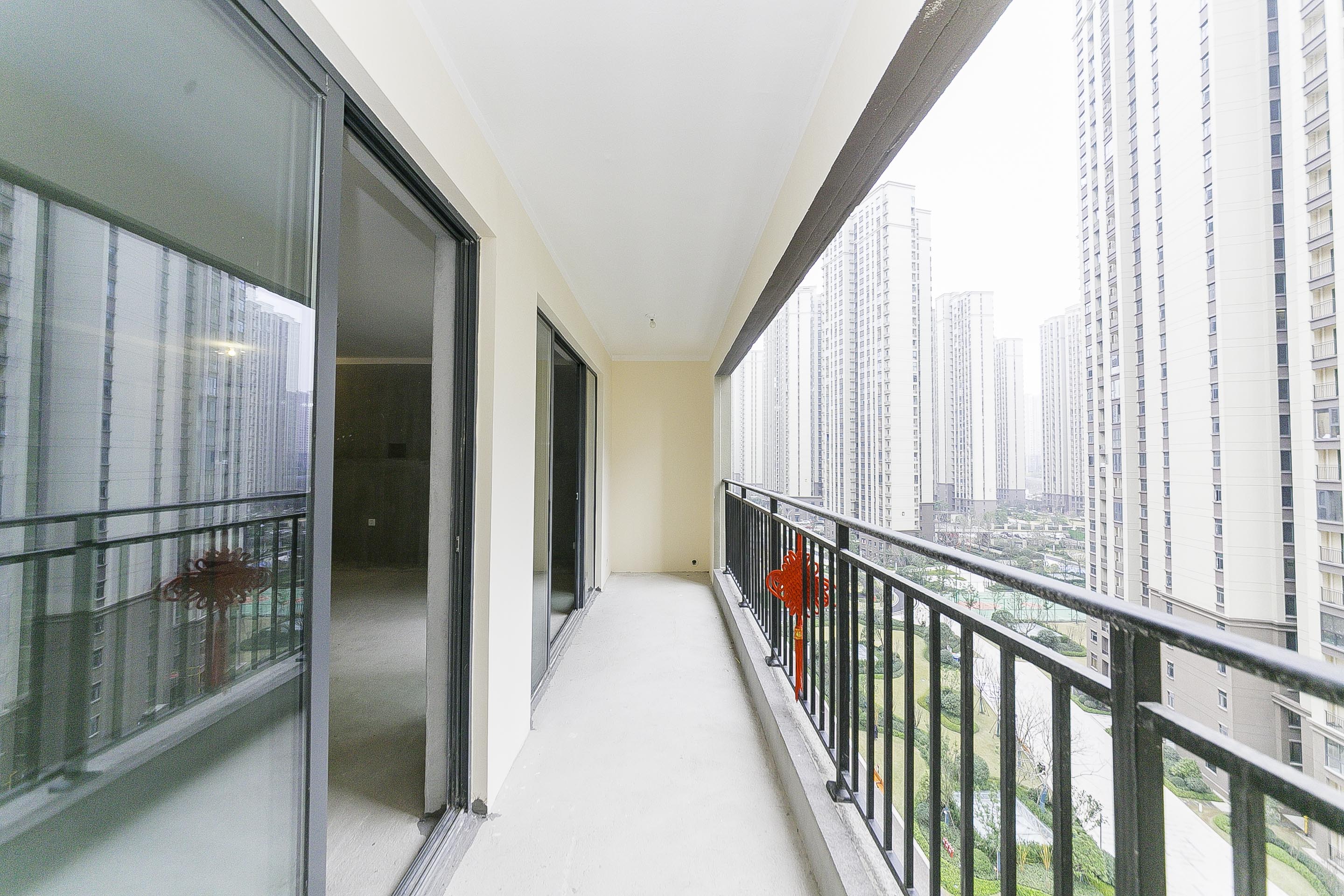 中建鈺和城  4室2廳2衛(wèi)    192.8萬(wàn)陽(yáng)臺(tái)