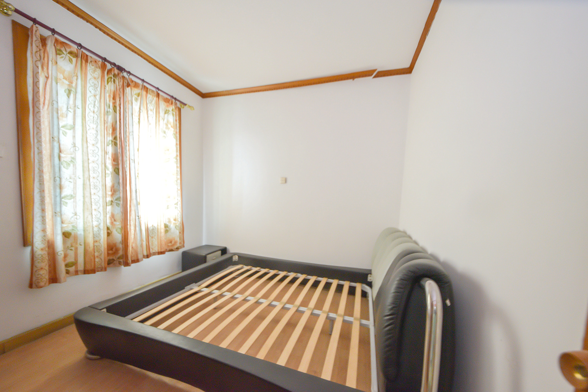 方正证券  3室1厅1卫    78.0万卧室