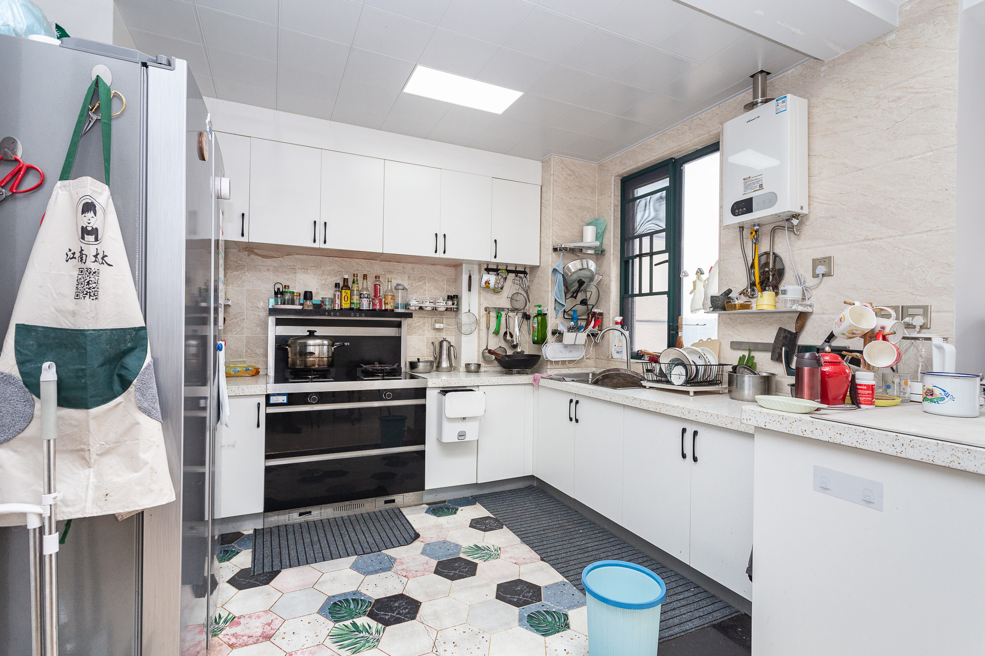 金湘苑(星澜之悦) 5室2厅2卫 143.8万 金湘苑(星澜之悦) 5室2厅2卫 143.8万厨房