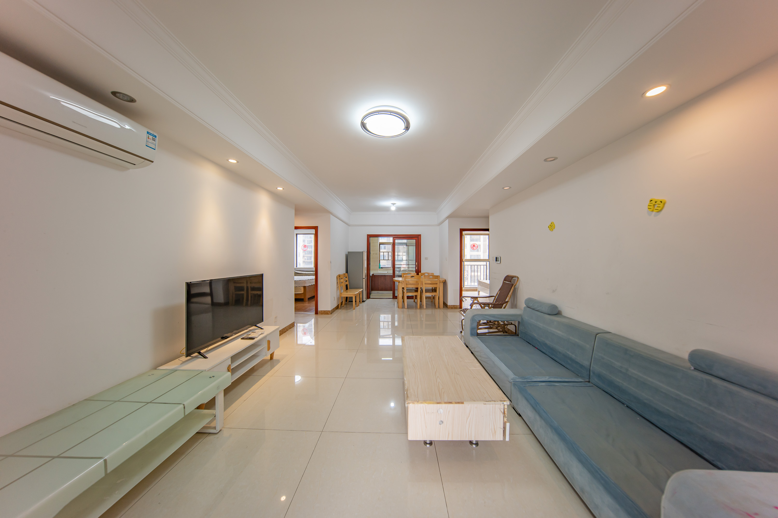 江山帝景哈佛 3室2厅2卫 106.0万 江山帝景哈佛 3室2厅2卫 106.0万客厅