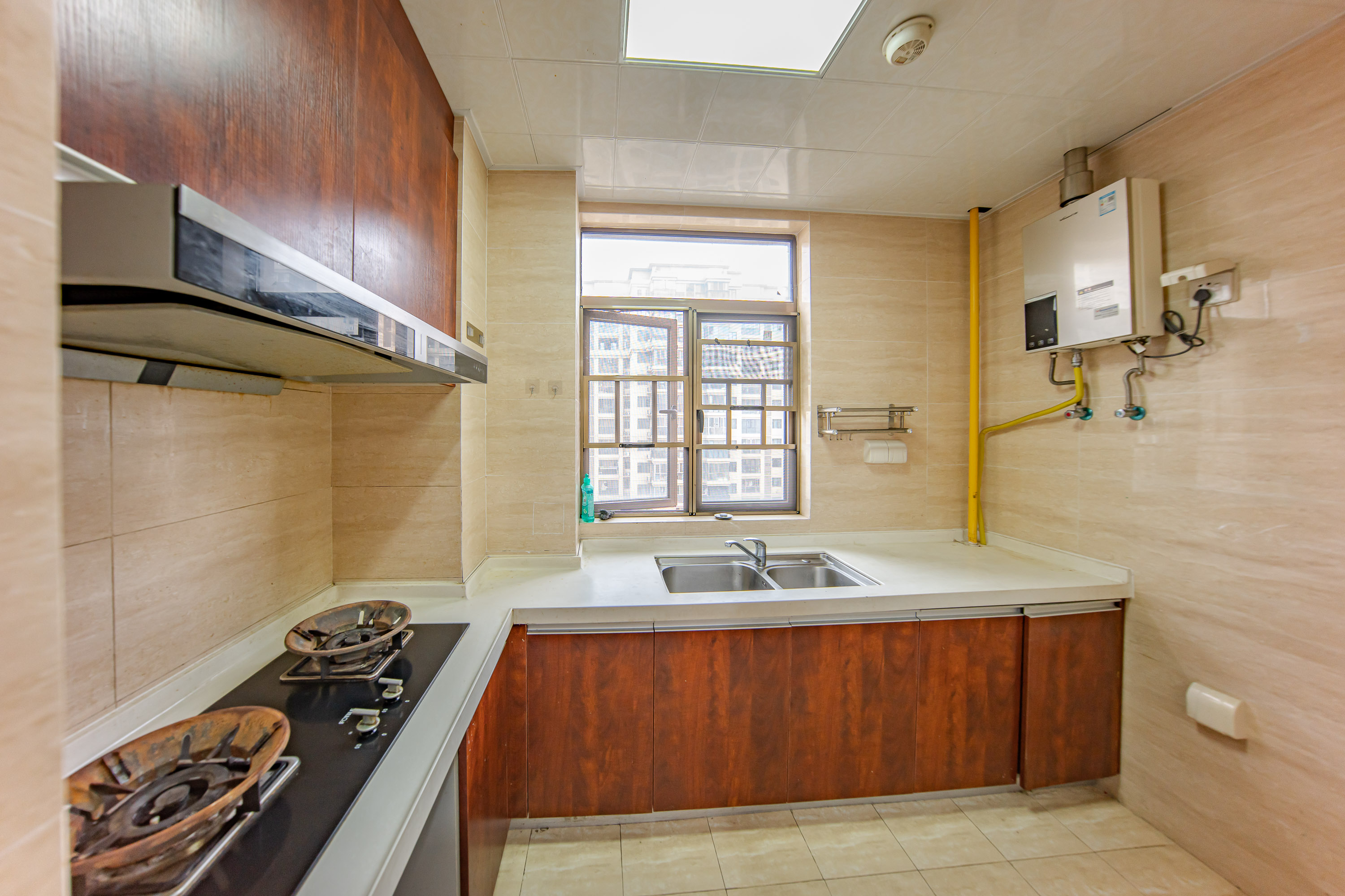 江山帝景哈佛 3室2厅2卫 106.0万 江山帝景哈佛 3室2厅2卫 106.0万厨房