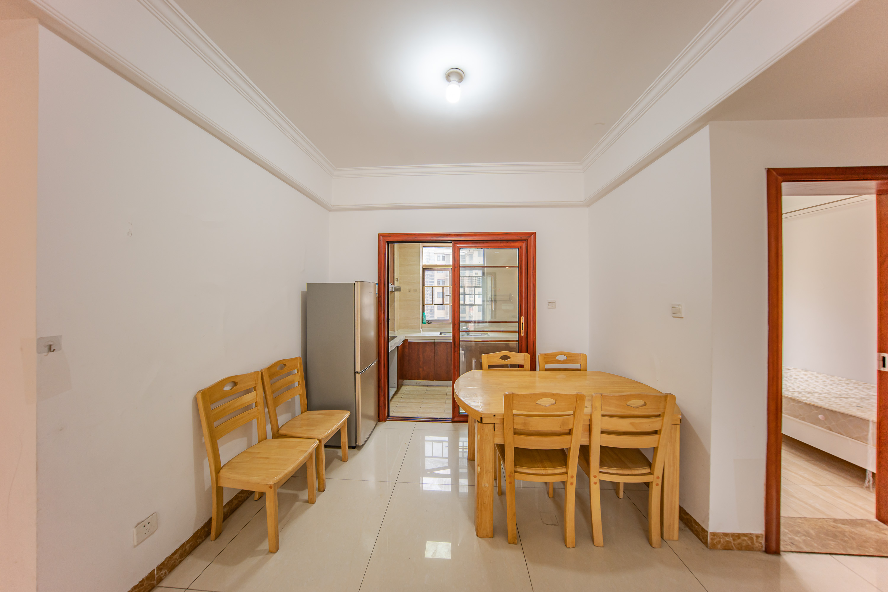 江山帝景哈佛 3室2厅2卫 106.0万 江山帝景哈佛 3室2厅2卫 106.0万客厅