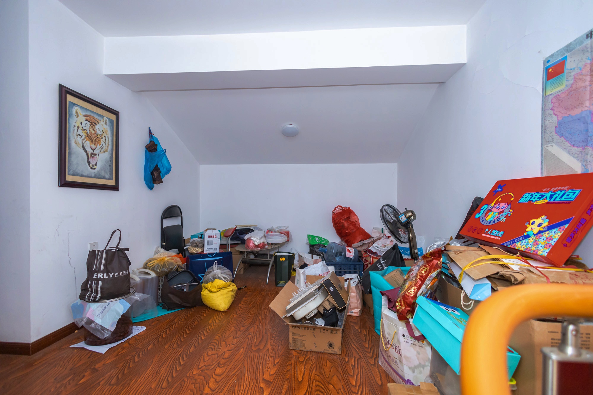 山水湾 5室2厅2卫 66.5万 山水湾 5室2厅2卫 66.5万其他