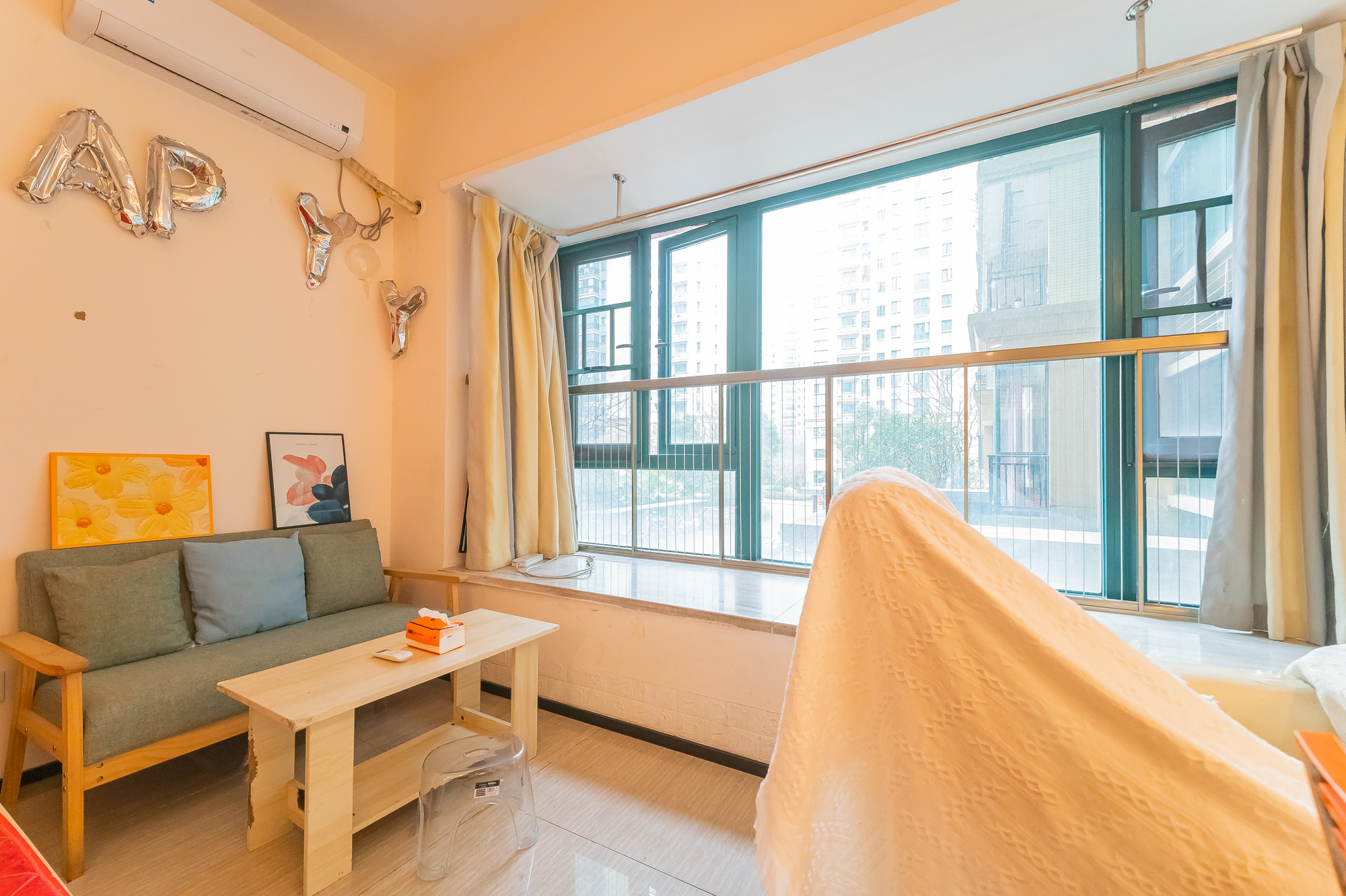 恒大翡翠华庭  1室1厅1卫    20.8万 恒大翡翠华庭  1室1厅1卫    20.8万客厅