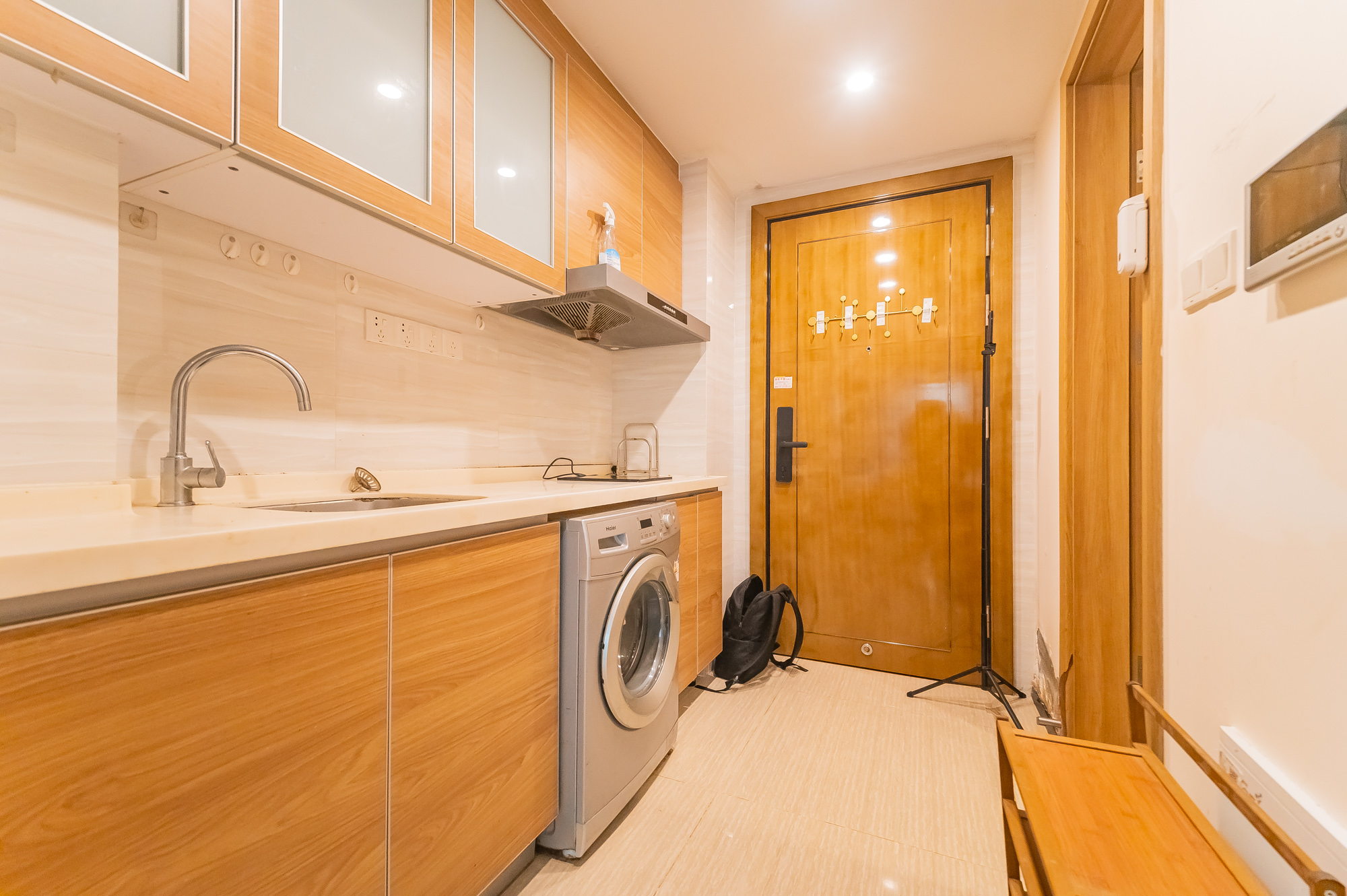 恒大翡翠华庭  1室1厅1卫    20.8万 恒大翡翠华庭  1室1厅1卫    20.8万厨房