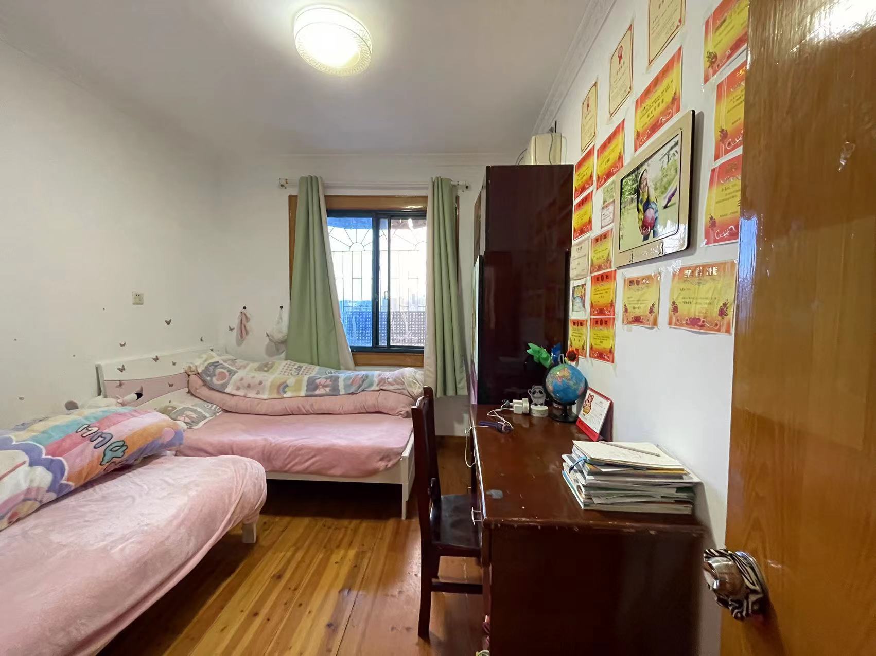 601钻石新村 2室1厅1卫 19.0万 601钻石新村 2室1厅1卫 19.0万室内图