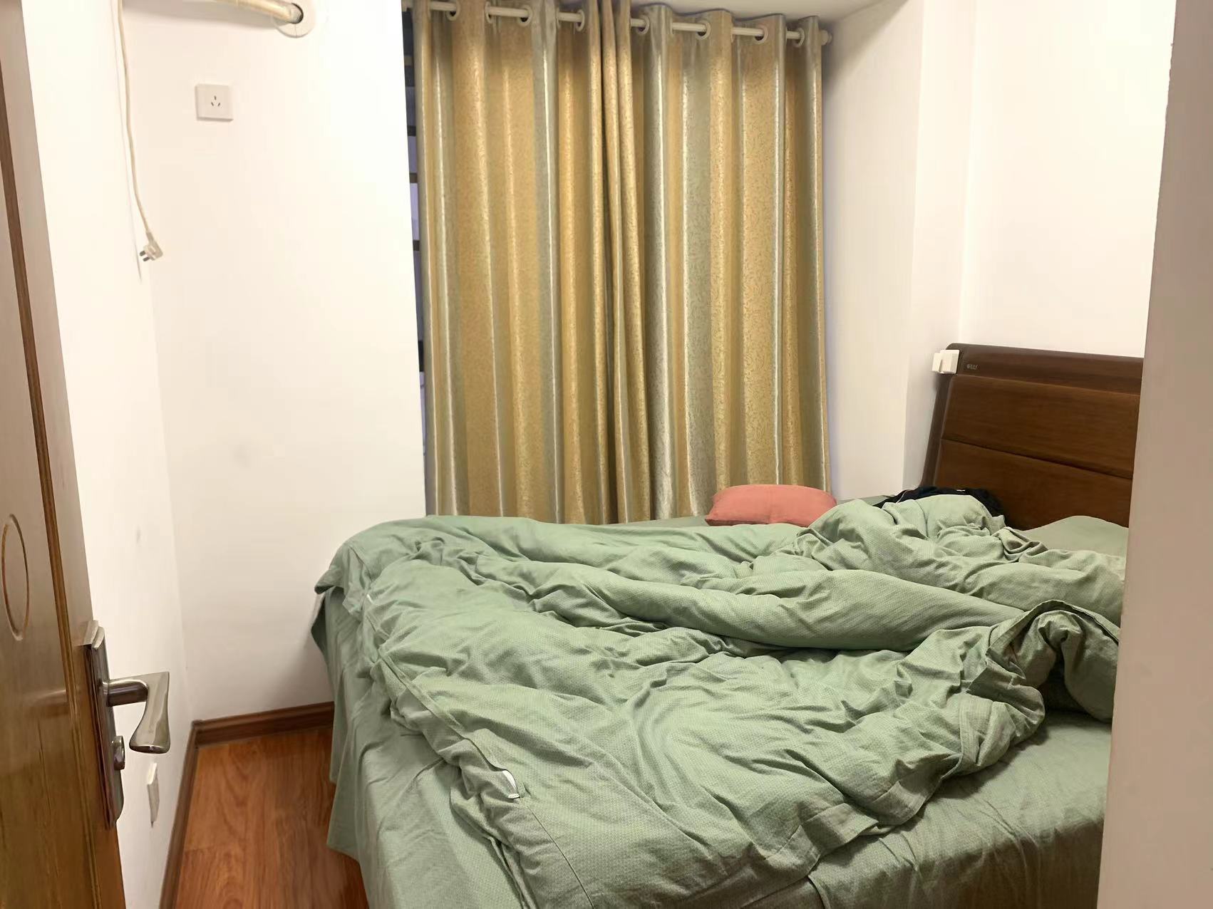 奥园广场  3室2厅1卫    61.8万 奥园广场  3室2厅1卫    61.8万室内图