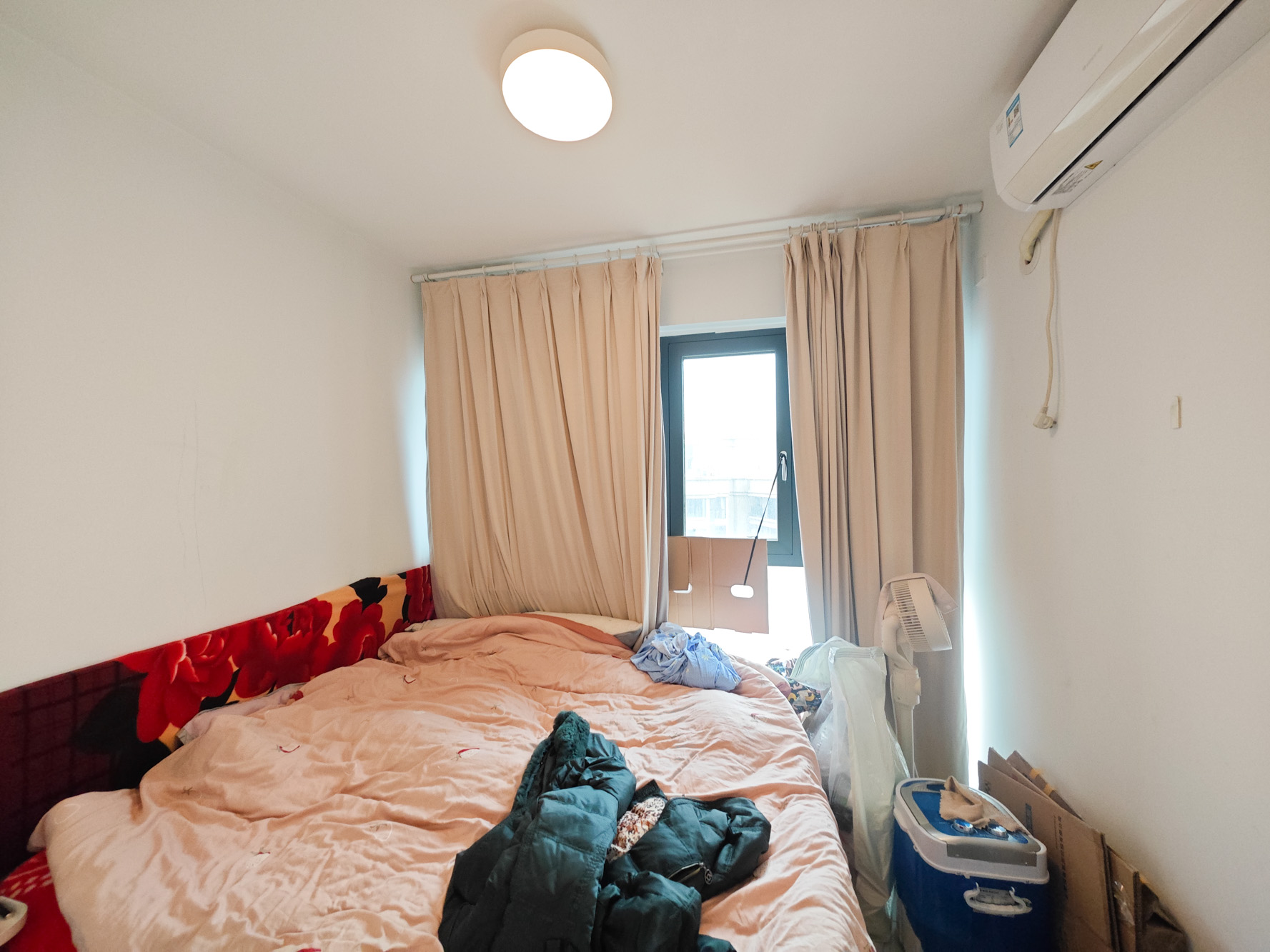 中建嘉和城  3室2厅2卫   120.00万卧室