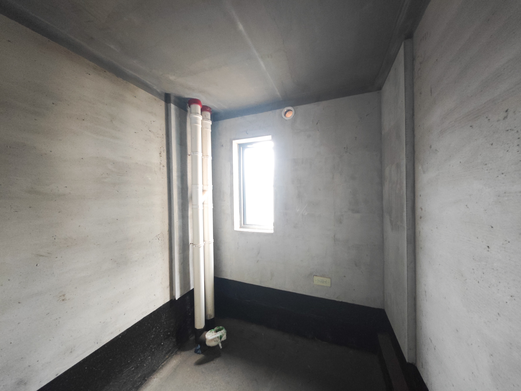 中建嘉和城  4室2厅2卫   122.00万卫生间