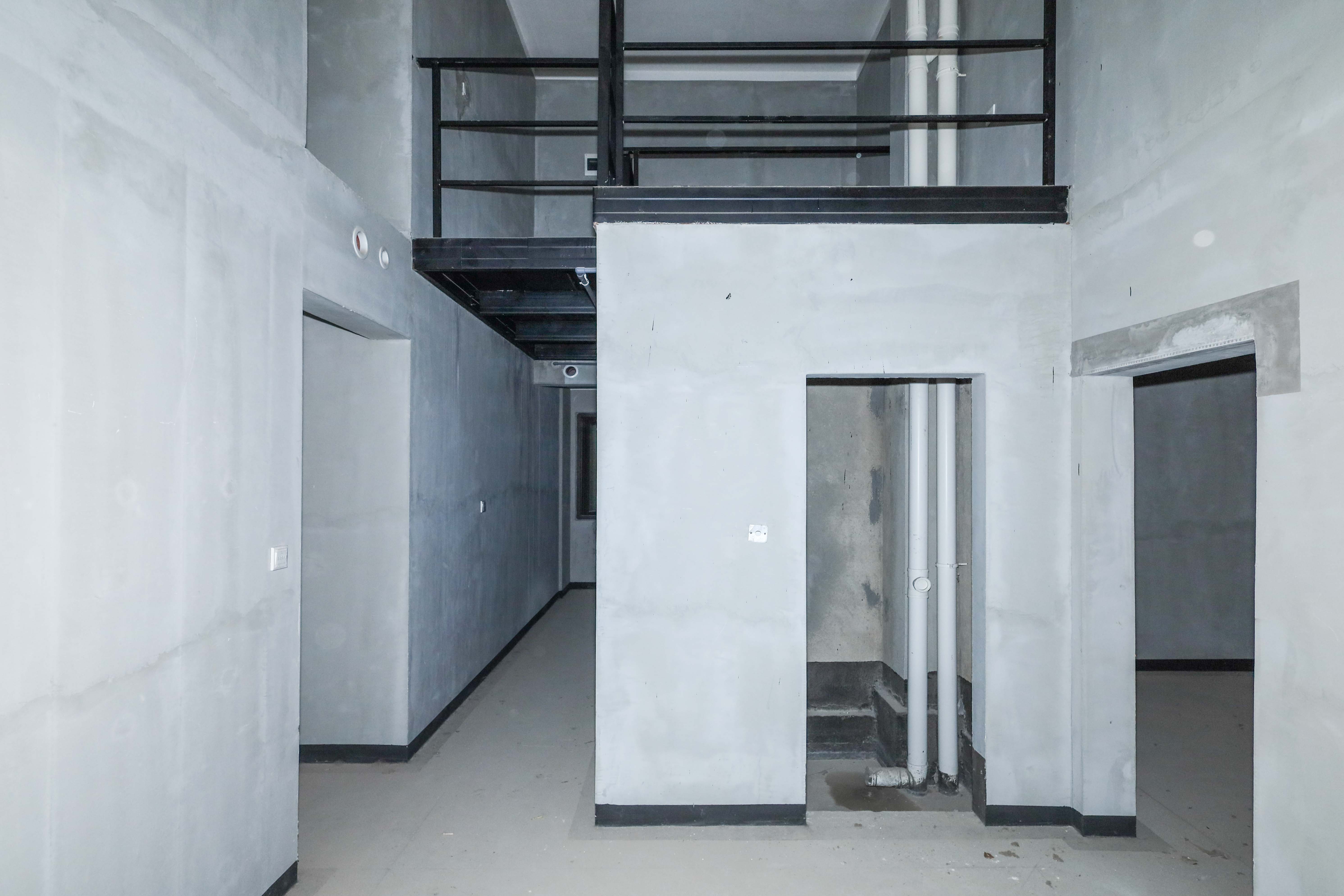 建发央著  5室2厅2卫   248.00万客厅