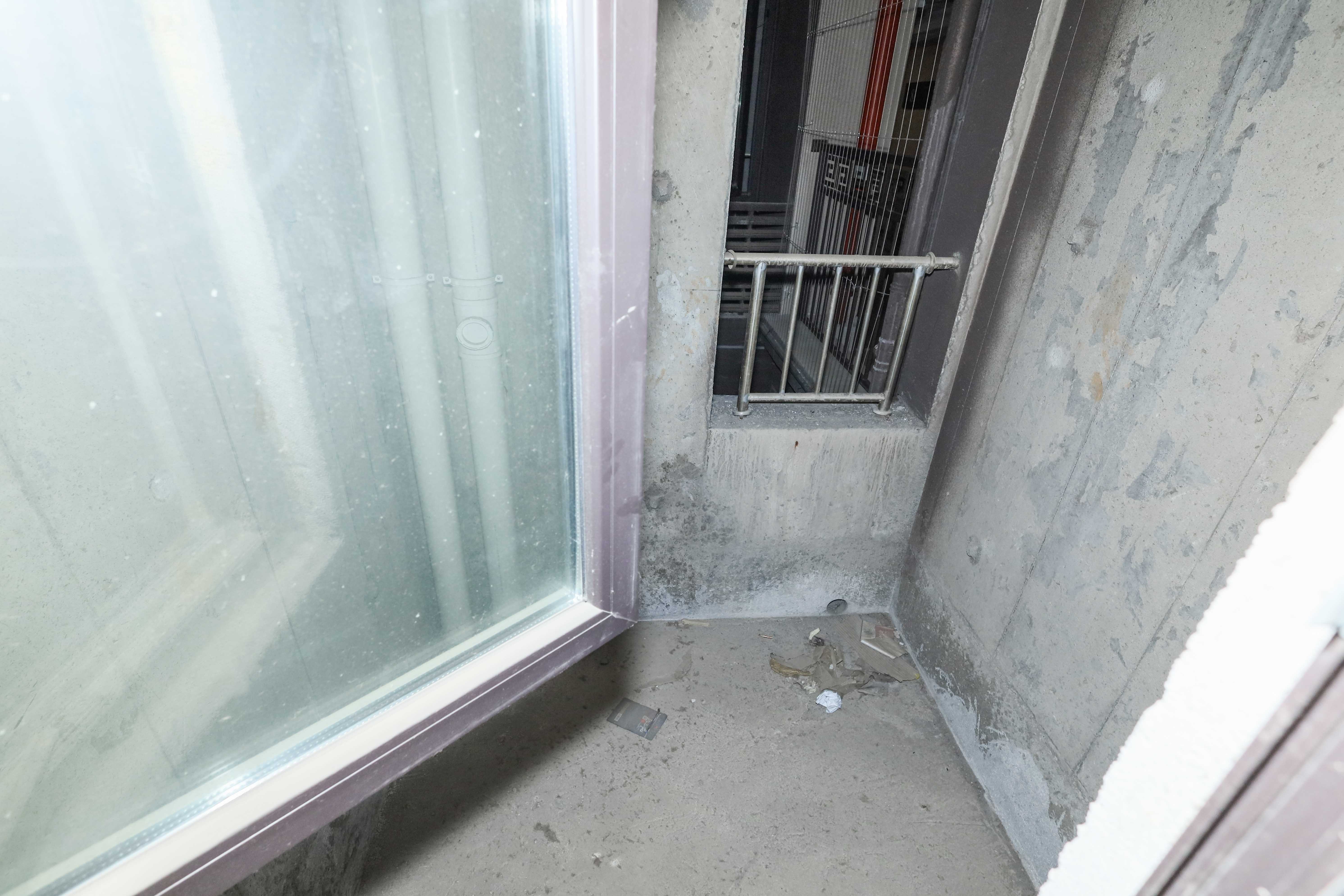 建发央著  5室2厅2卫   248.00万卫生间