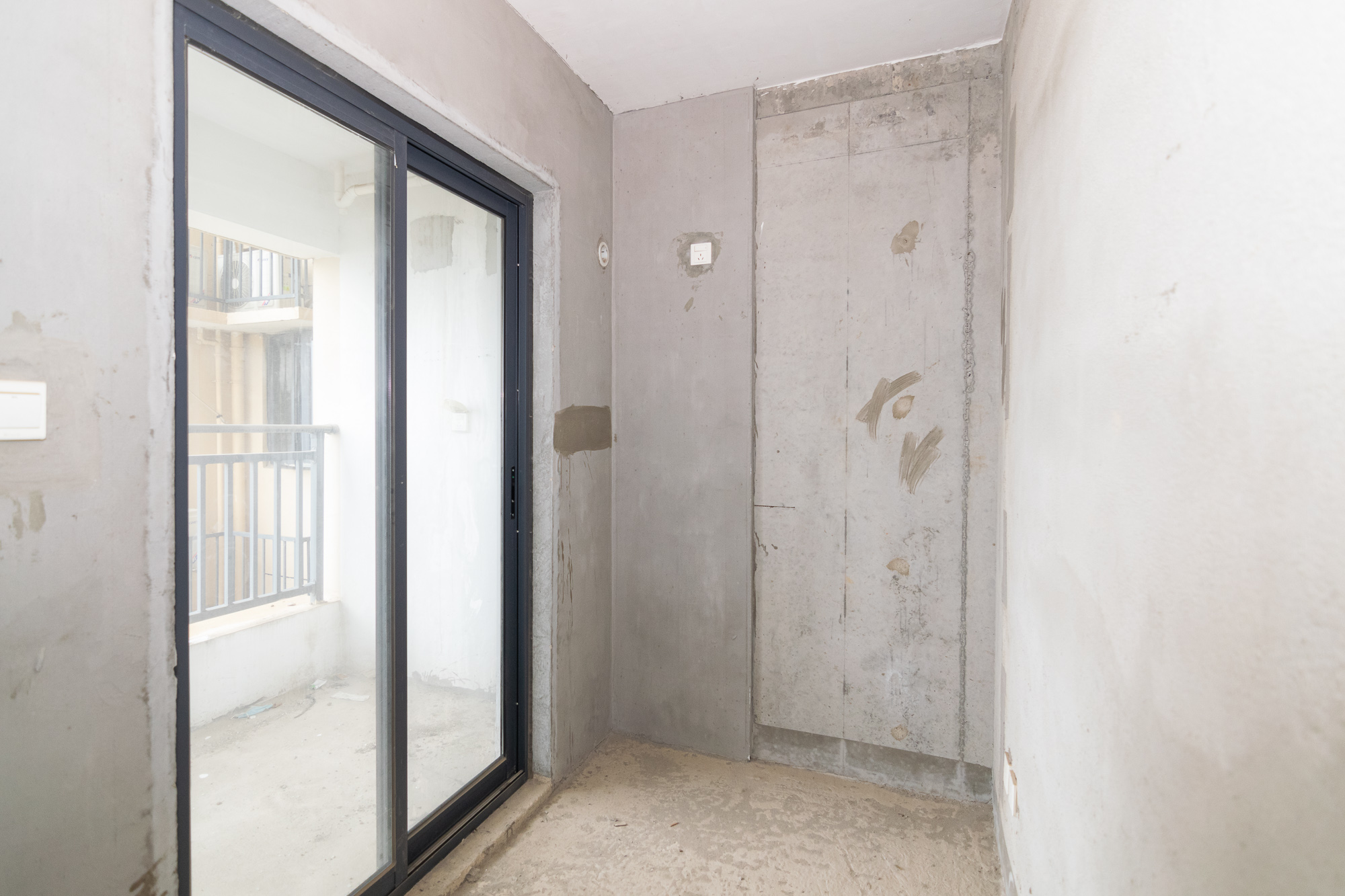 中粮鸿云 3室2厅1卫 68.5万 中粮鸿云 3室2厅1卫 68.5万卧室