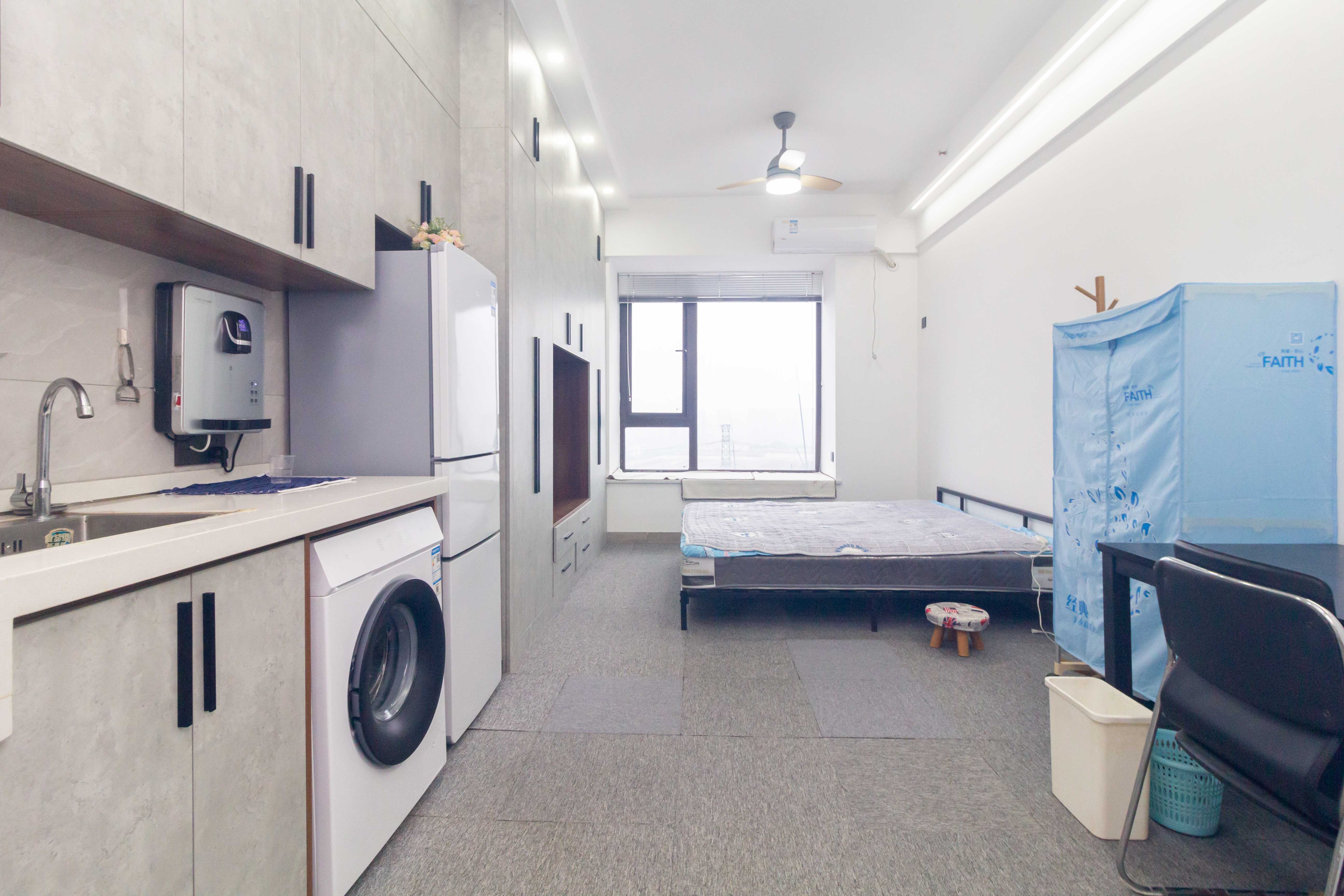 金科天悦(金科美邻汇) 1室1厅1卫 24.5万 金科天悦(金科美邻汇) 1室1厅1卫 24.5万客厅