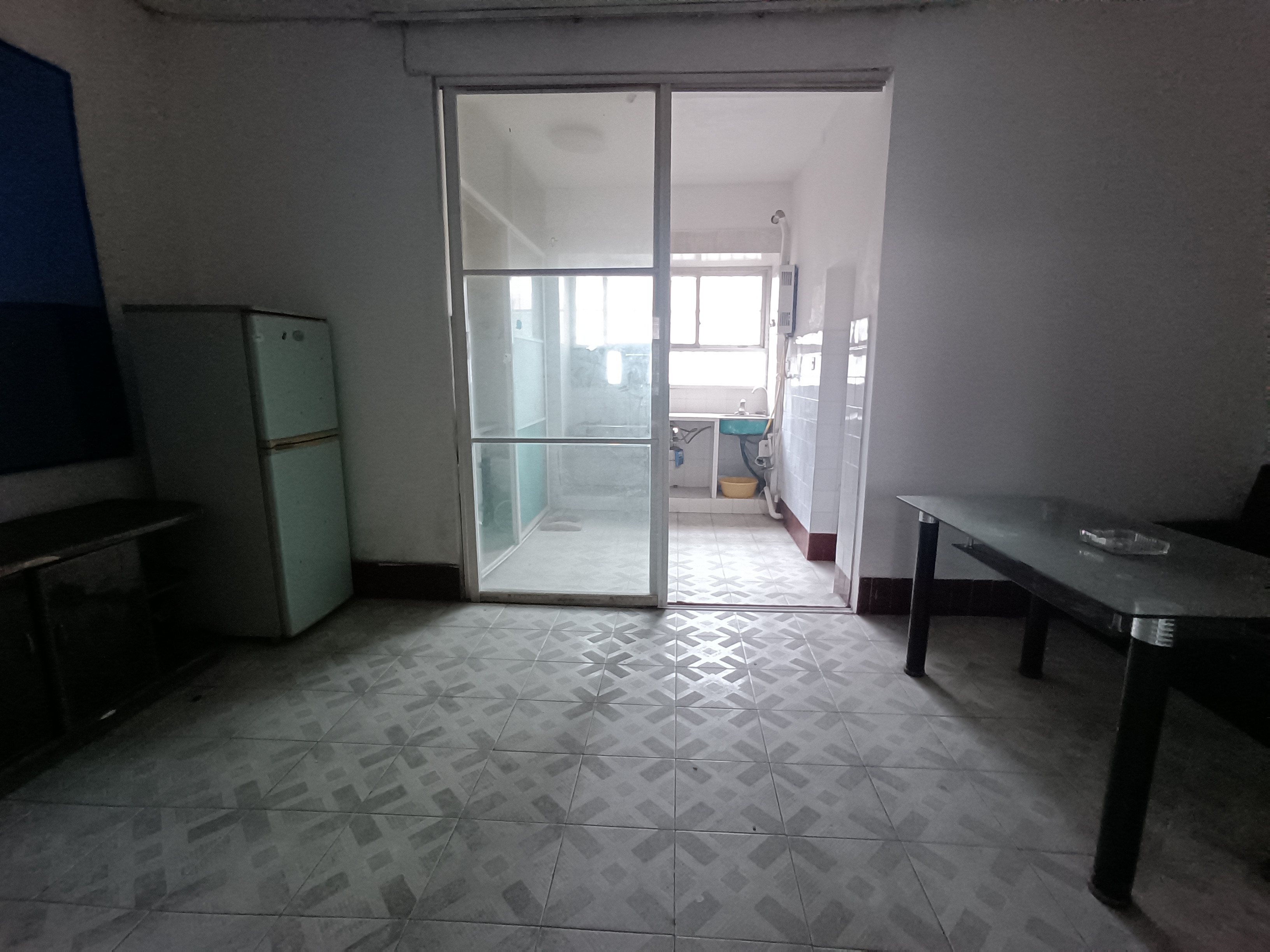 花园一村 2室2厅1卫 35.0万 花园一村 2室2厅1卫 35.0万室内图