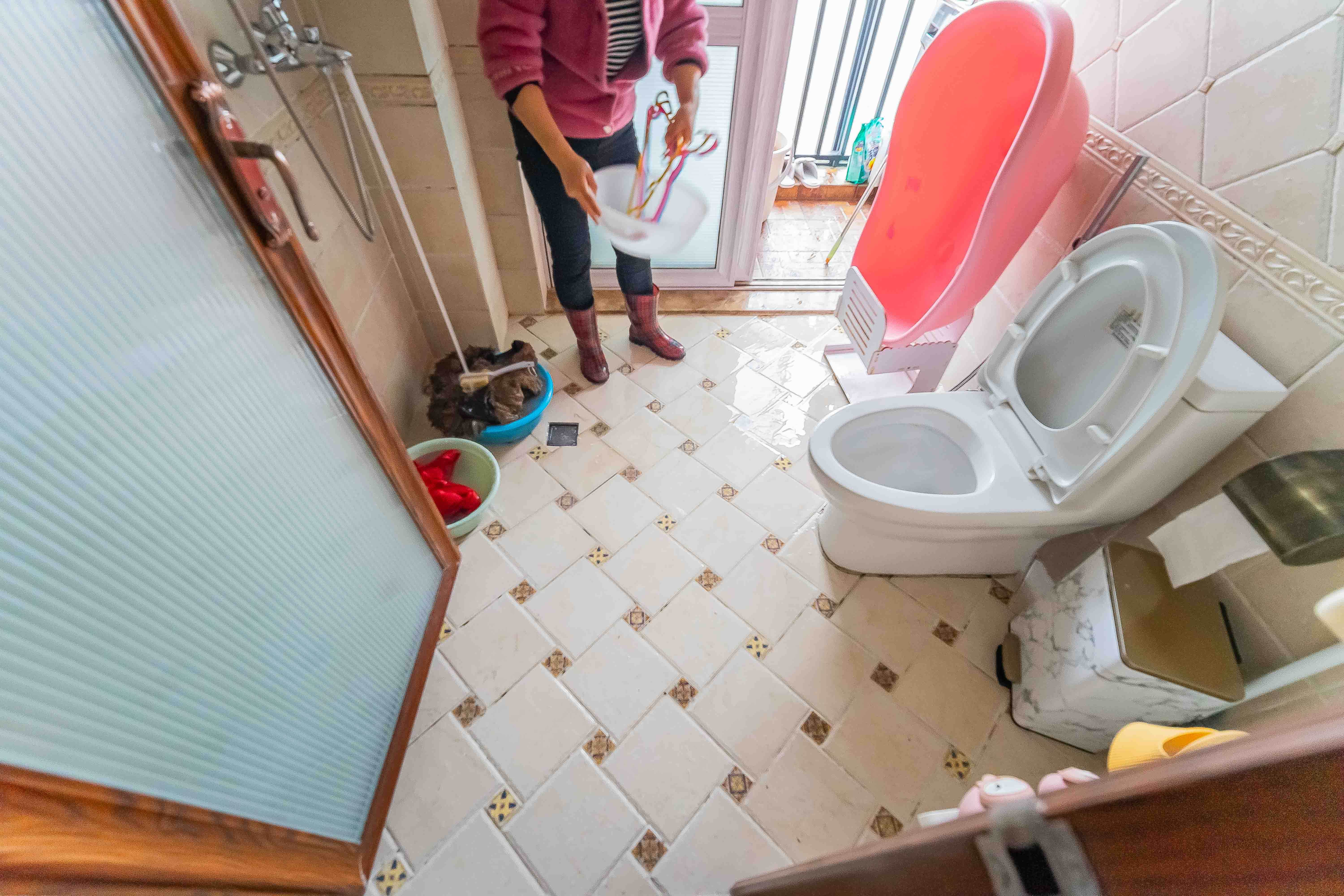 中城丽景香山园 4室2厅2卫 230.0万 中城丽景香山园 4室2厅2卫 230.0万卫生间