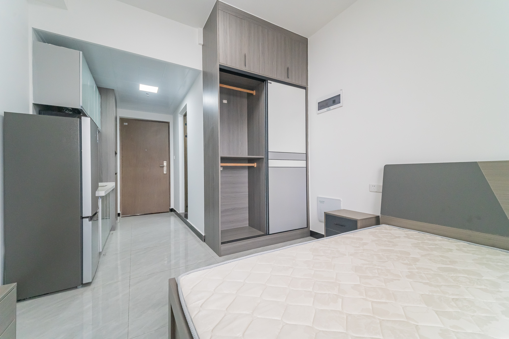 新城悦隽公园  1室1厅1卫    16.8万 新城悦隽公园  1室1厅1卫    16.8万客厅