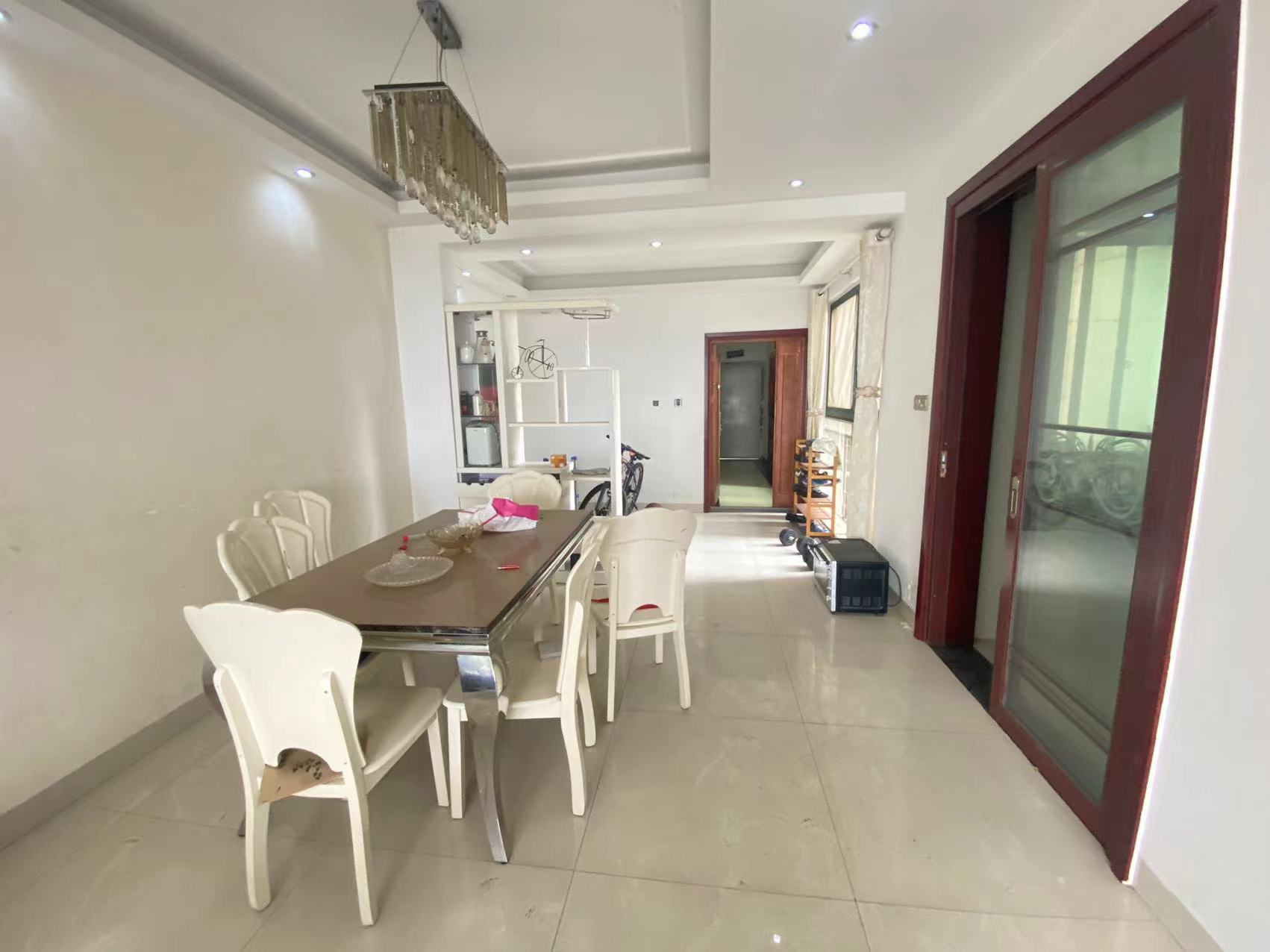 经世皇城 3室2厅2卫 65.0万 经世皇城 3室2厅2卫 65.0万室内图